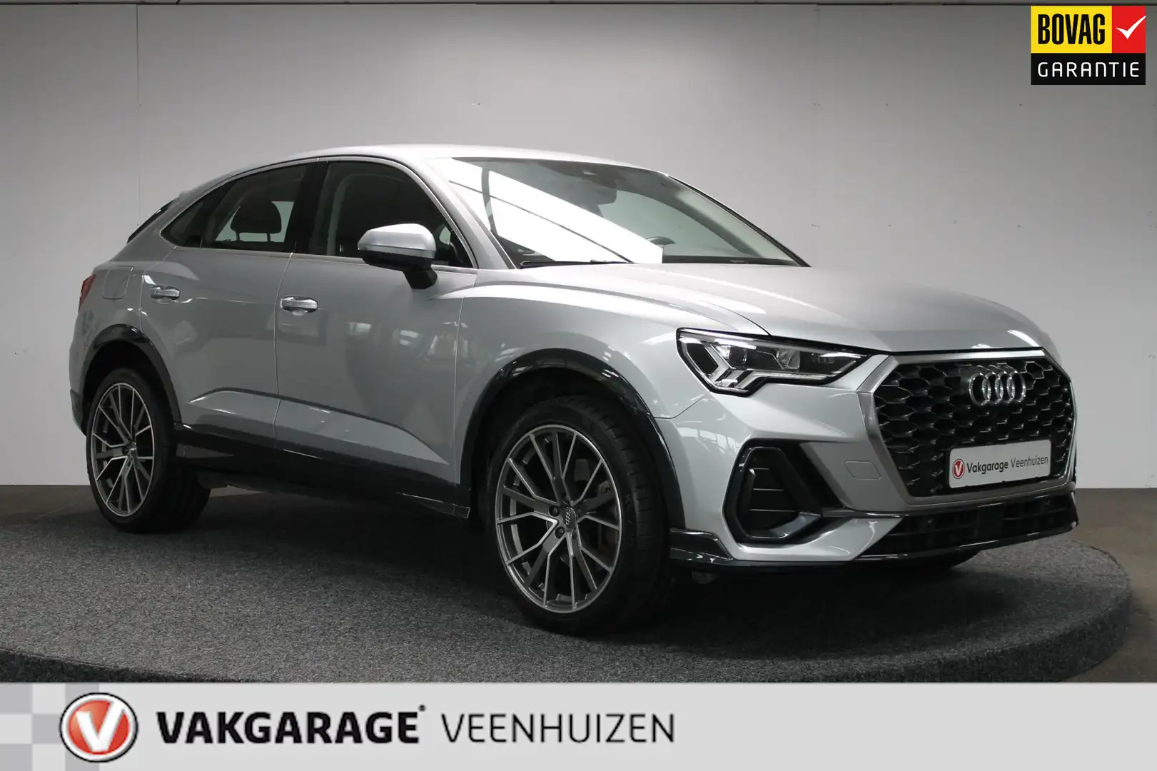 Audi Q3 Sportback 45 TFSI e Advanced Edition|Rijklaar prij Grijs - 1