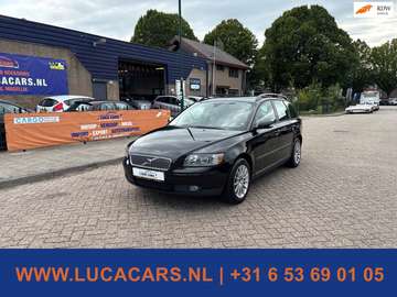 1.6 Trekhaak 2X SLEUTEL + BOEKJES!