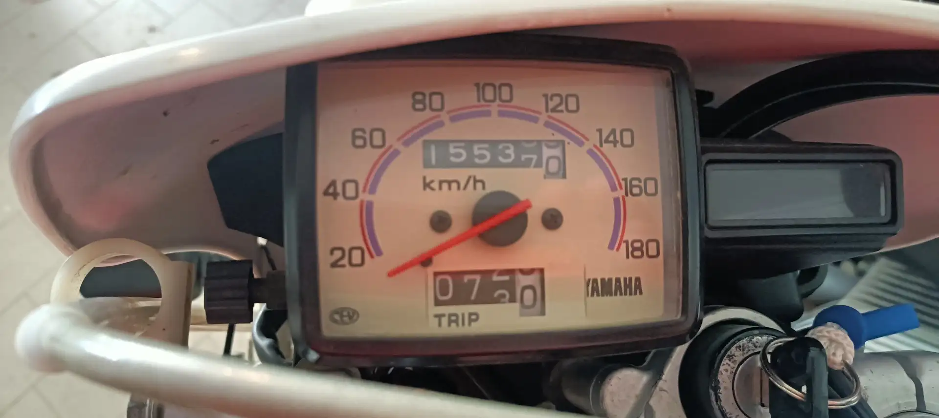 Yamaha TT 600 Blanco - 2