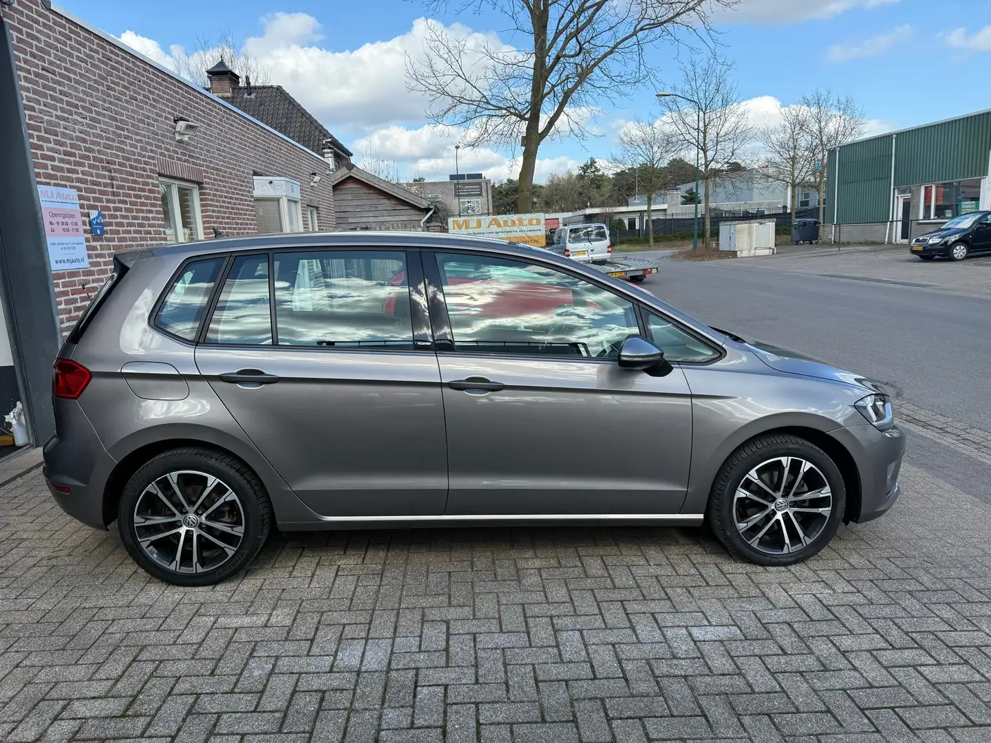Volkswagen Golf Sportsvan 1.4 TSI comfortline airco cruise control Grigio - 2