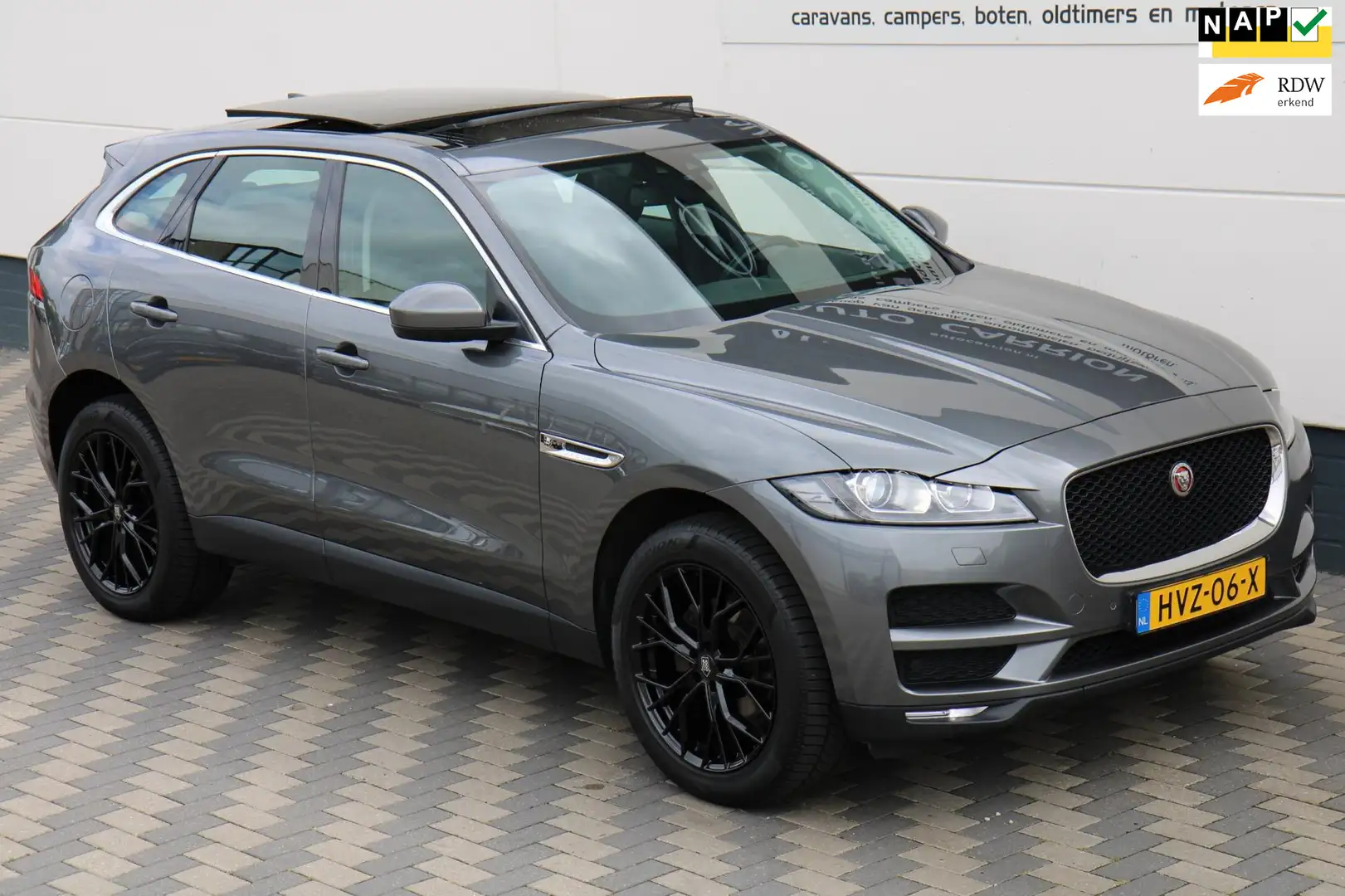 Jaguar F-Pace 2.0d AWD Portfolio Pano Leder Camera LED !! Gris - 1