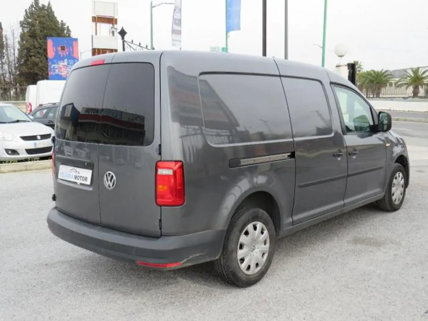 Volkswagen Caddy 2.0 TDI 102 CV MAXI LARGA Grau - 2
