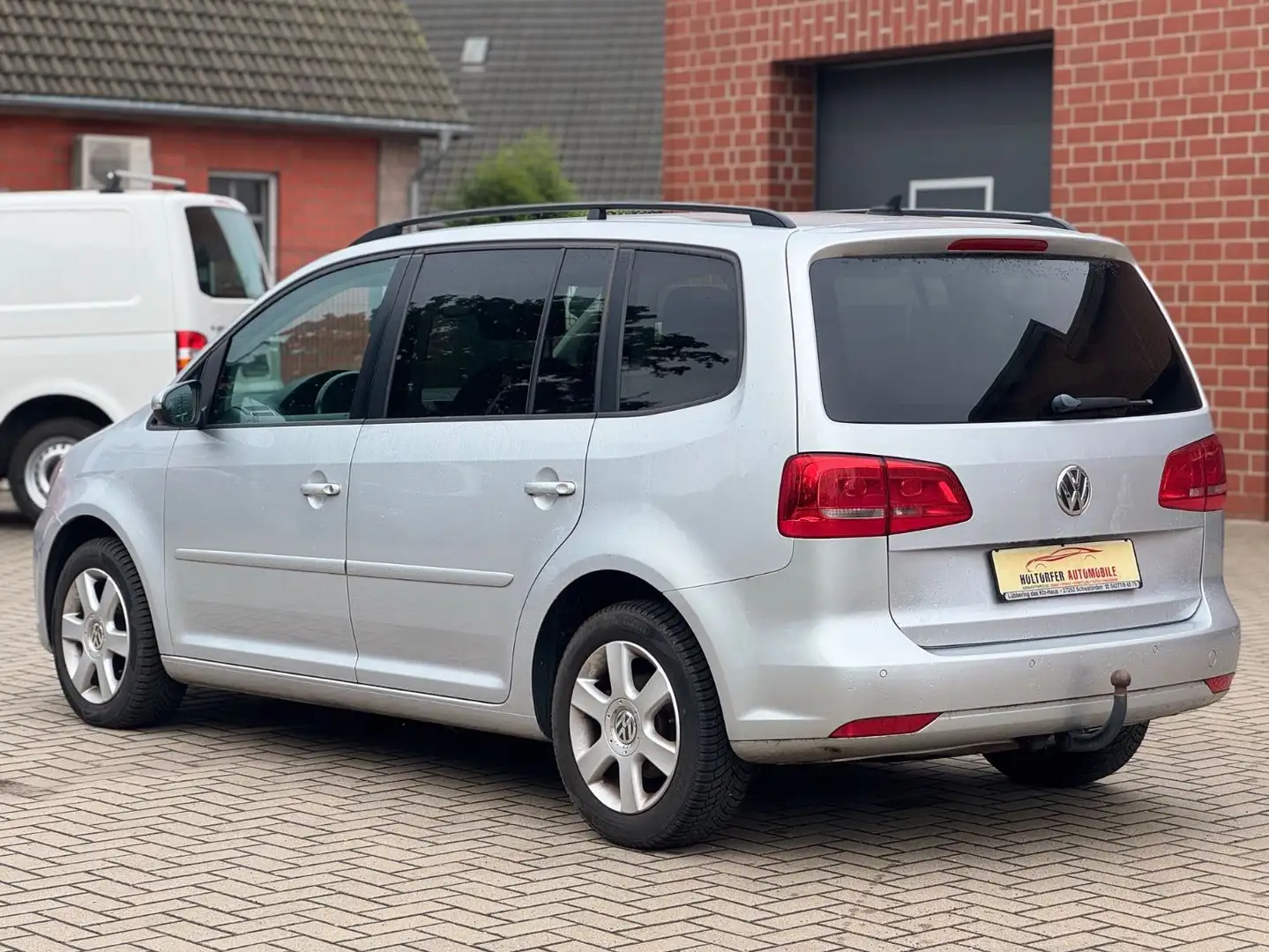 Volkswagen Touran Comfortline *7-SITZER*KLIMA*NAVI*AHK* Silber - 2
