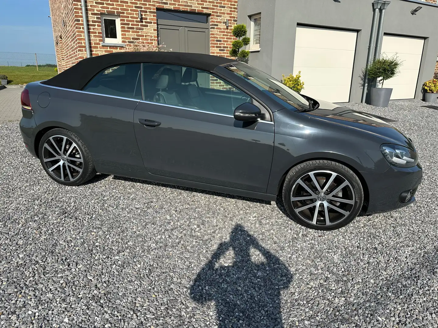 Volkswagen Golf GOLF - CABRIOLET - EXCLUSIVIE Gris - 1