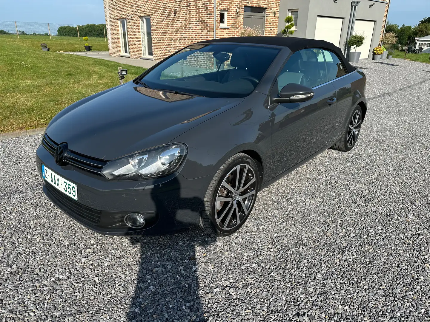Volkswagen Golf GOLF - CABRIOLET - EXCLUSIVIE Gris - 2