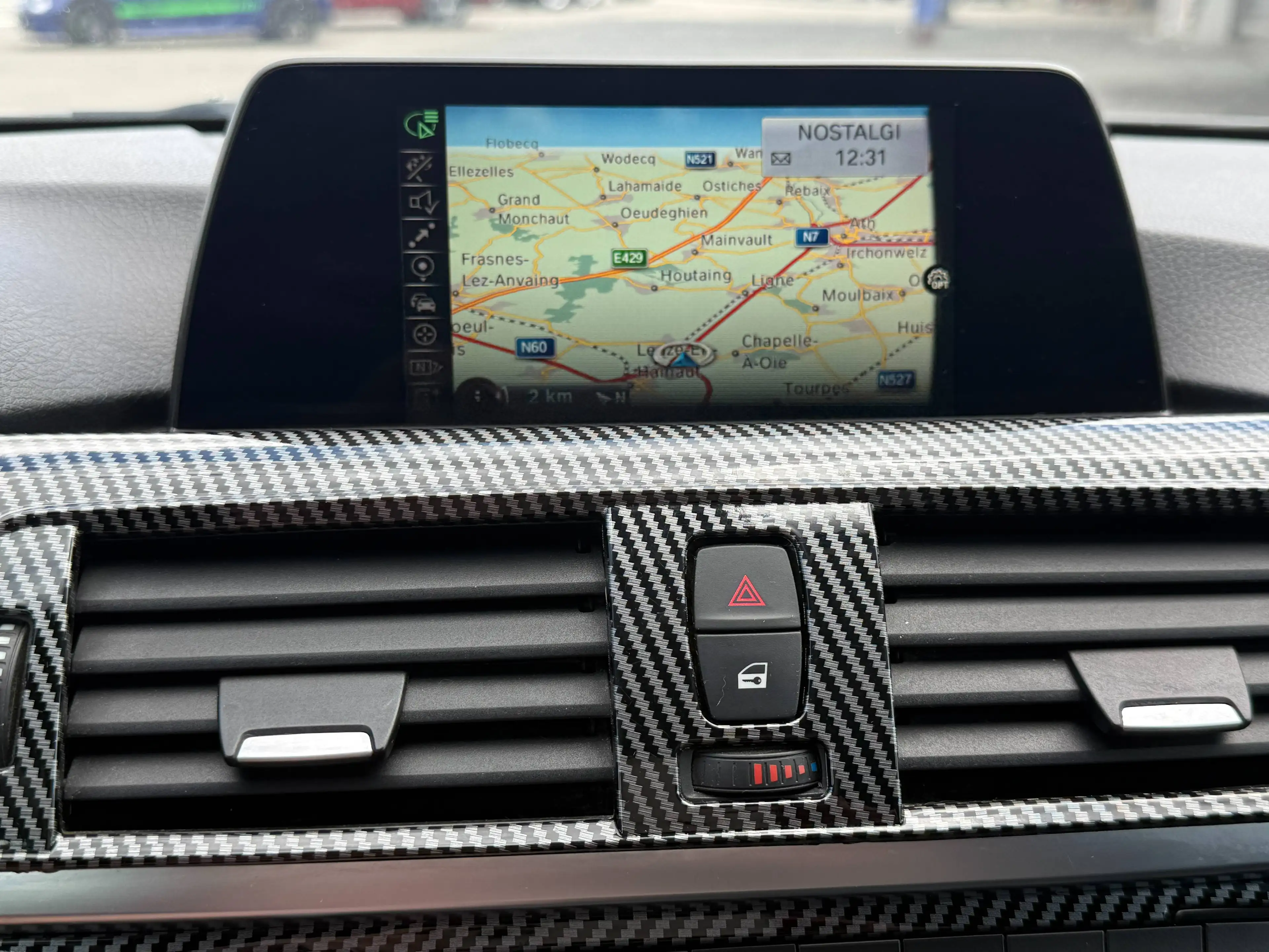 BMW 425 Coupé 425 d / Capteurs avant et arrière / Système de navigation — photo 9