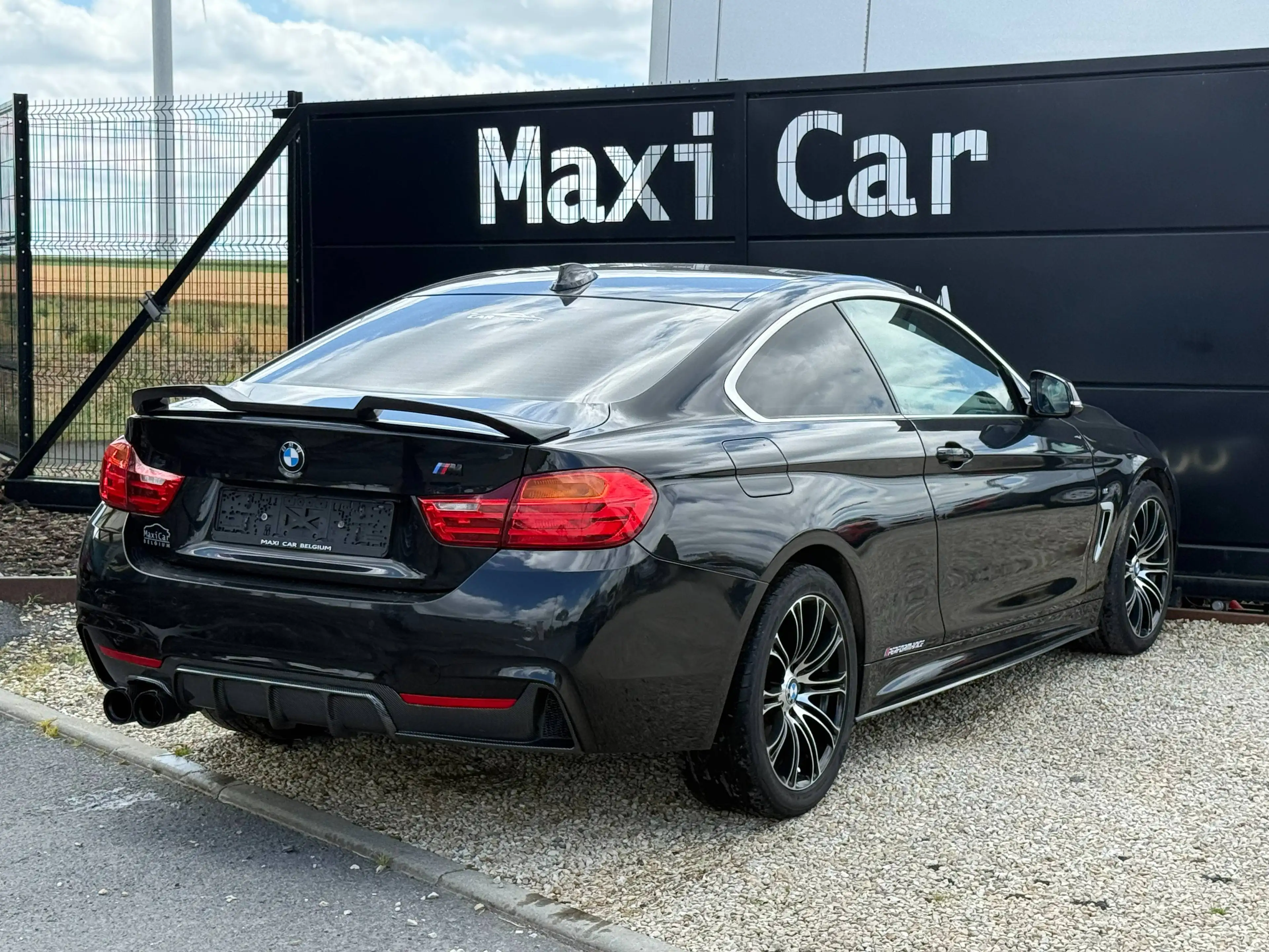 BMW 425 Coupé 425 d / Capteurs avant et arrière / Système de navigation — photo 4