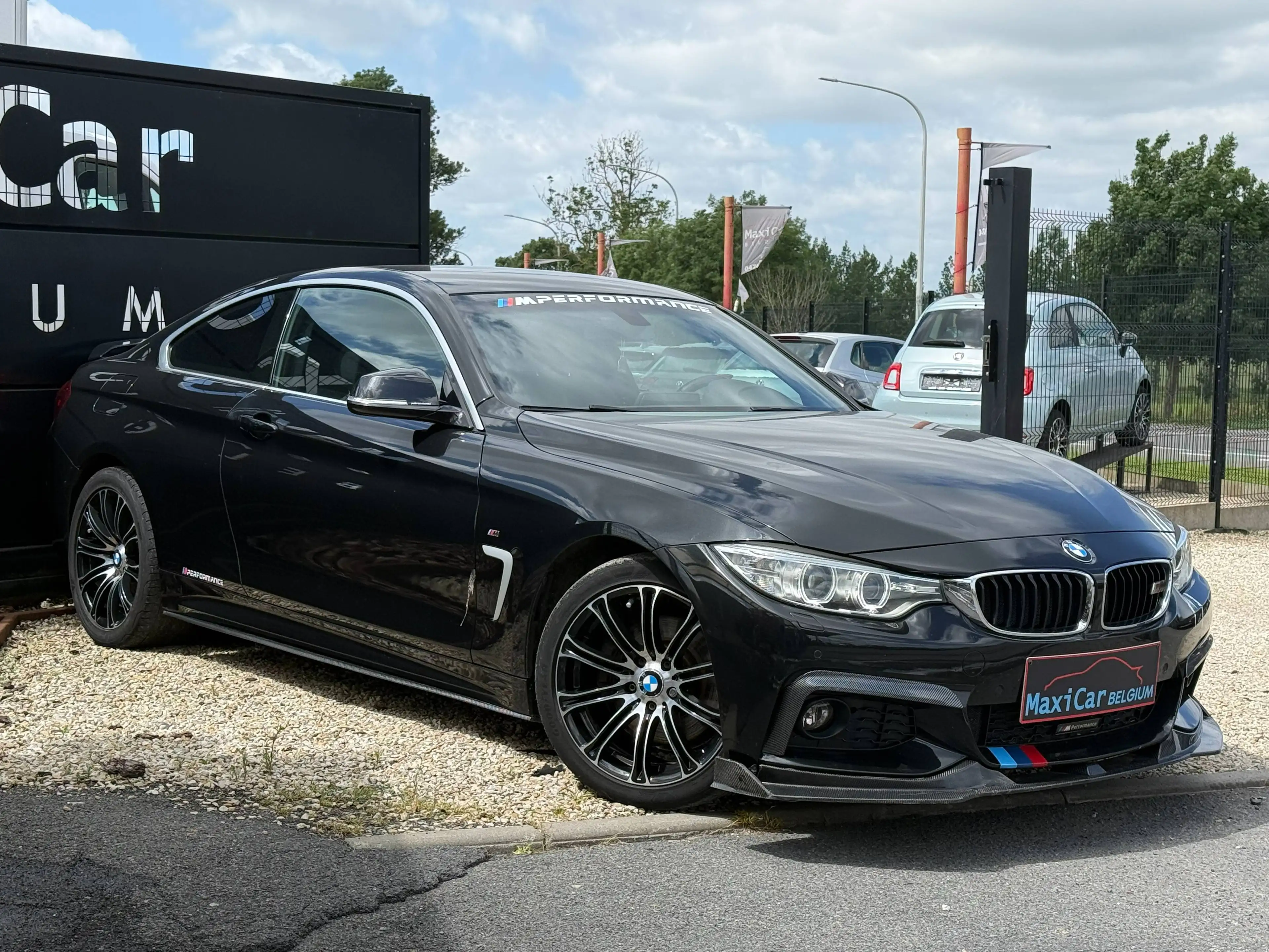 BMW 425 Coupé 425 d / Capteurs avant et arrière / Système de navigation — photo 2