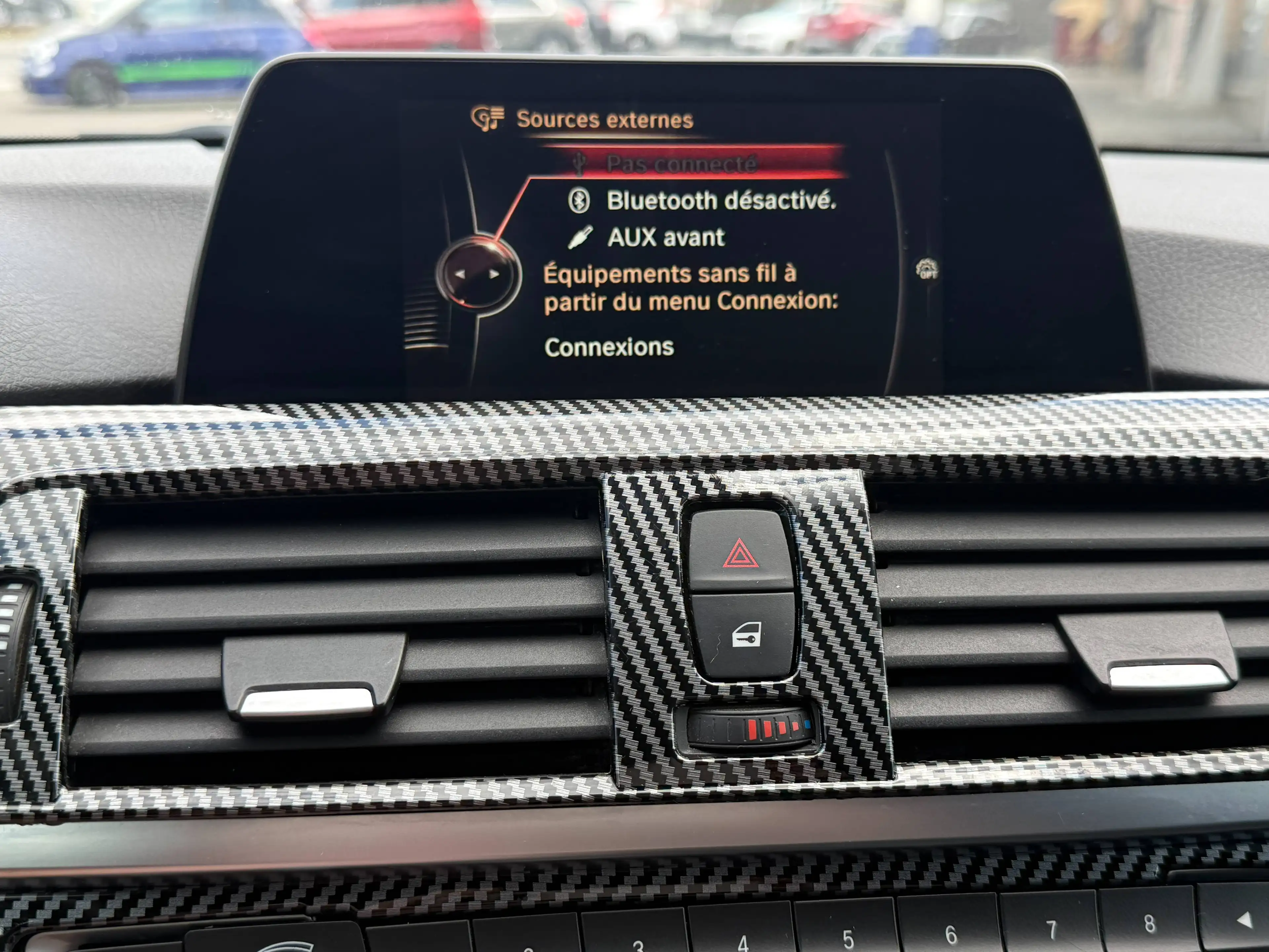 BMW 425 Coupé 425 d / Capteurs avant et arrière / Système de navigation — photo 11