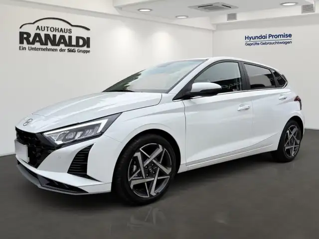 Hyundai i20 Prime++AUTOMATIK!++WENIGE KM++GARANTIE 12/30