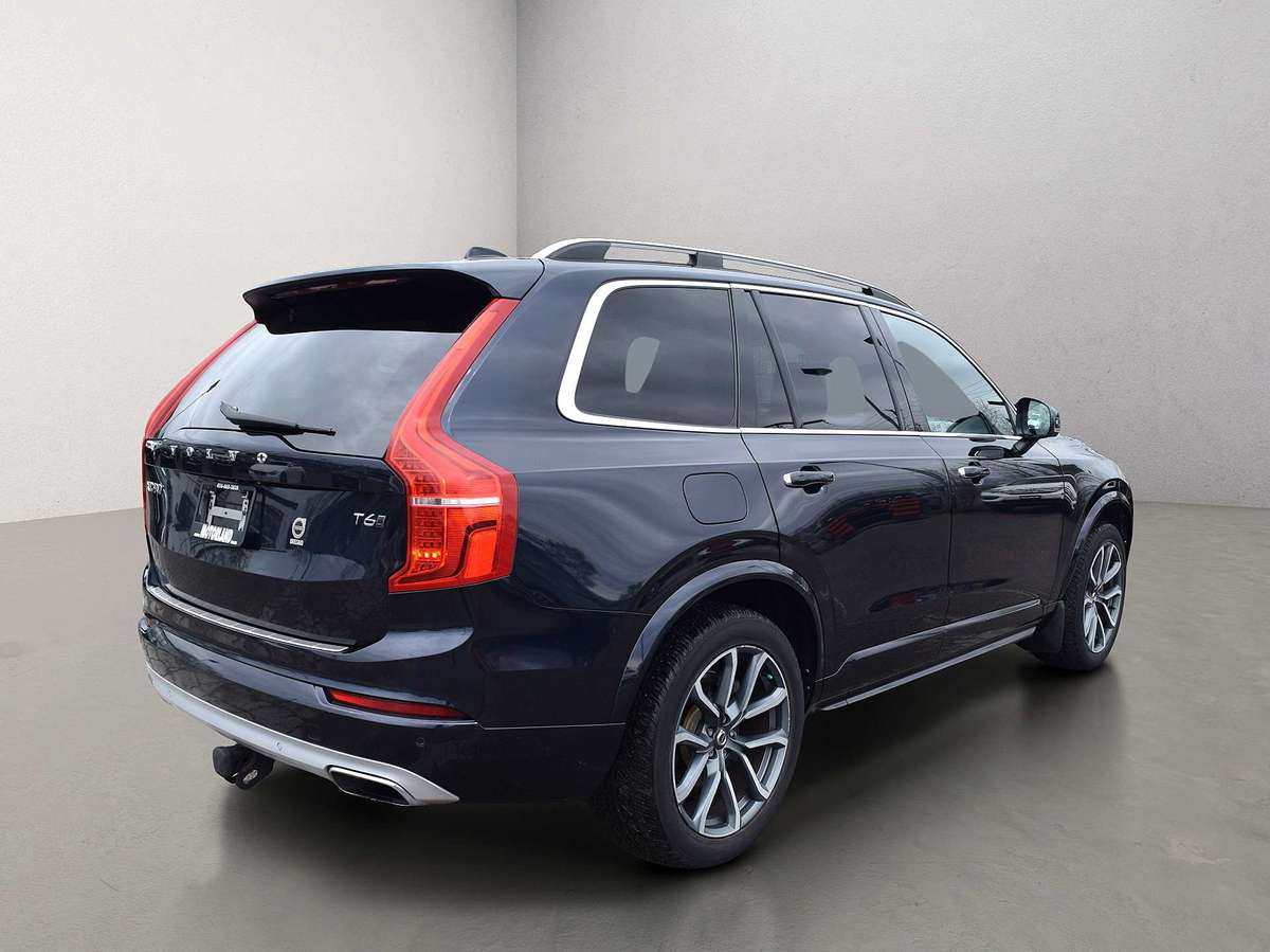 2017 Volvo XC90 T6 Momentum AWD thumb 7