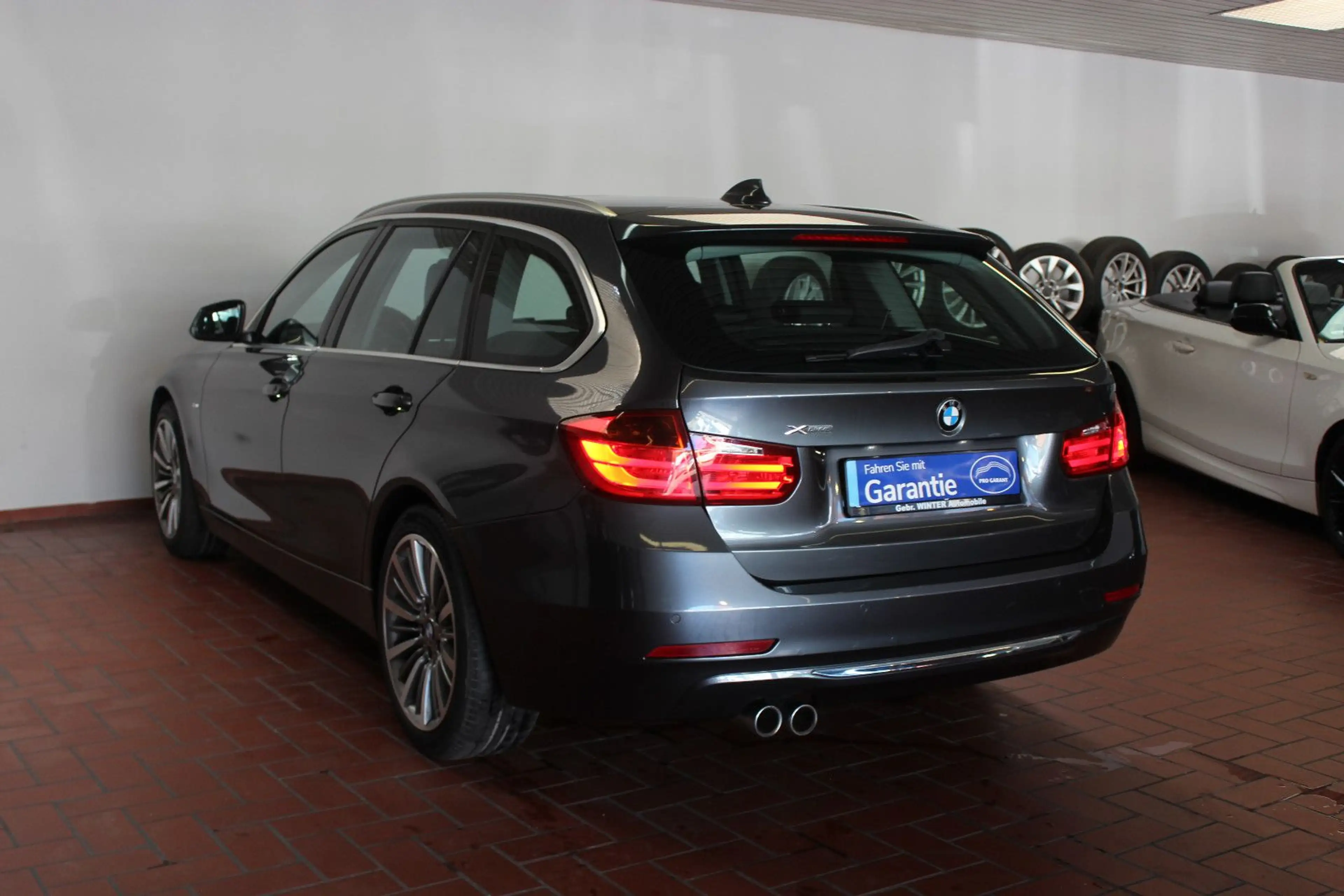 BMW 335 d xDrive*Luxury*HUD*ACC*NAVI*Leder*Pano — photo 5