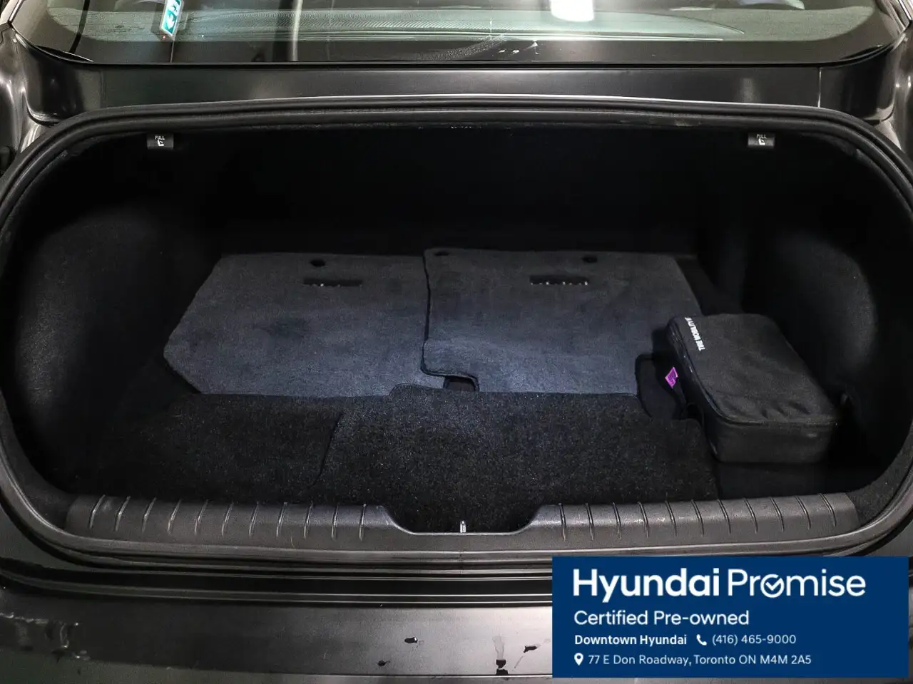 Hyundai IONIQ 6 снимка Hyundai IONIQ 6