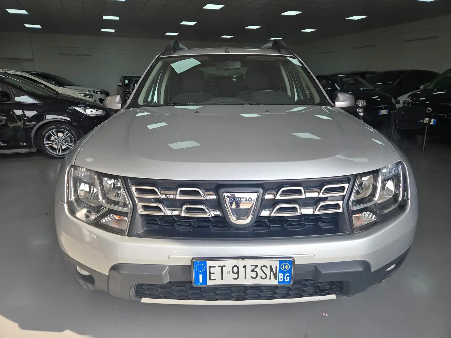 Dacia Duster Duster 1.5 dci Laureate 4x4 110cv Grigio - 2