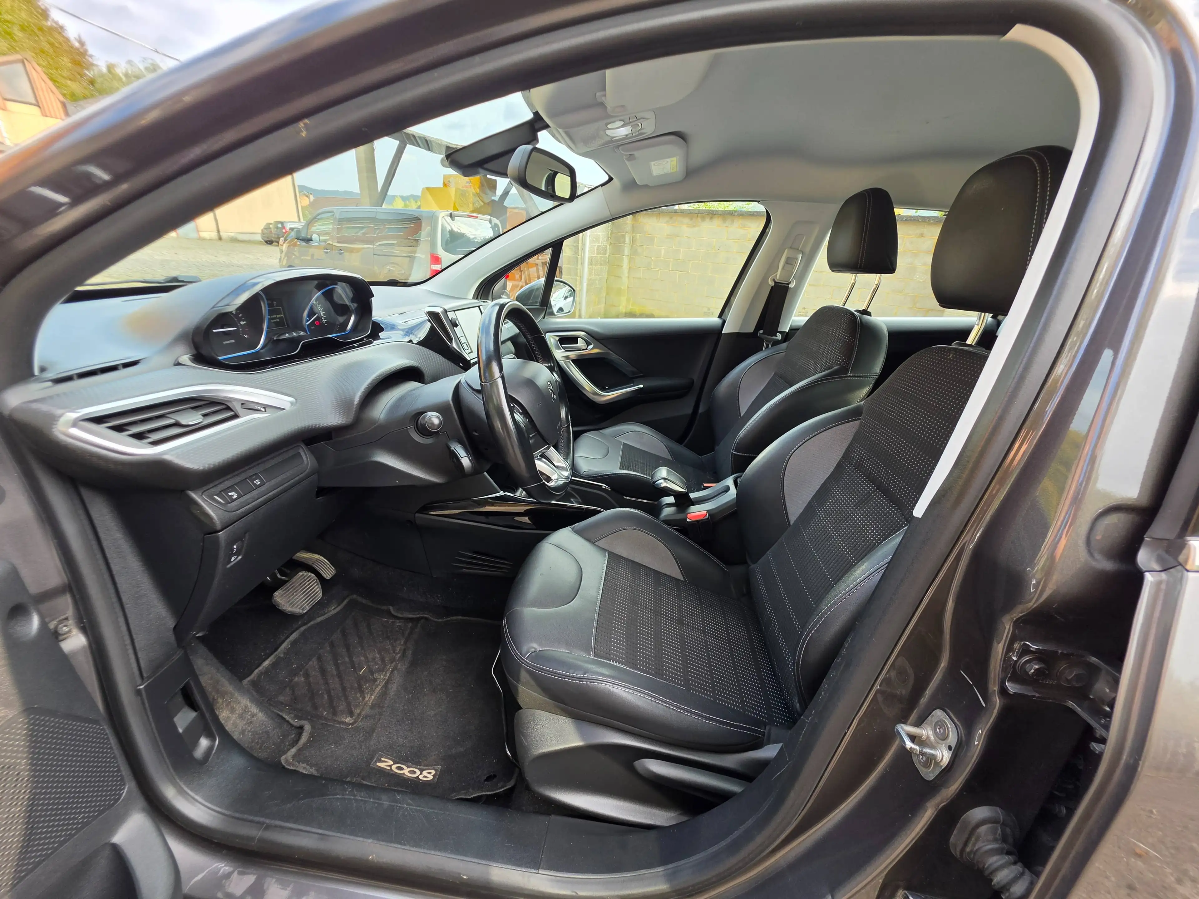 Peugeot 2008 B2B*MARCHAND*1.2*AUTOMATIQUE*NAVI*CAMERA*CRUISE*EU6b — photo 12