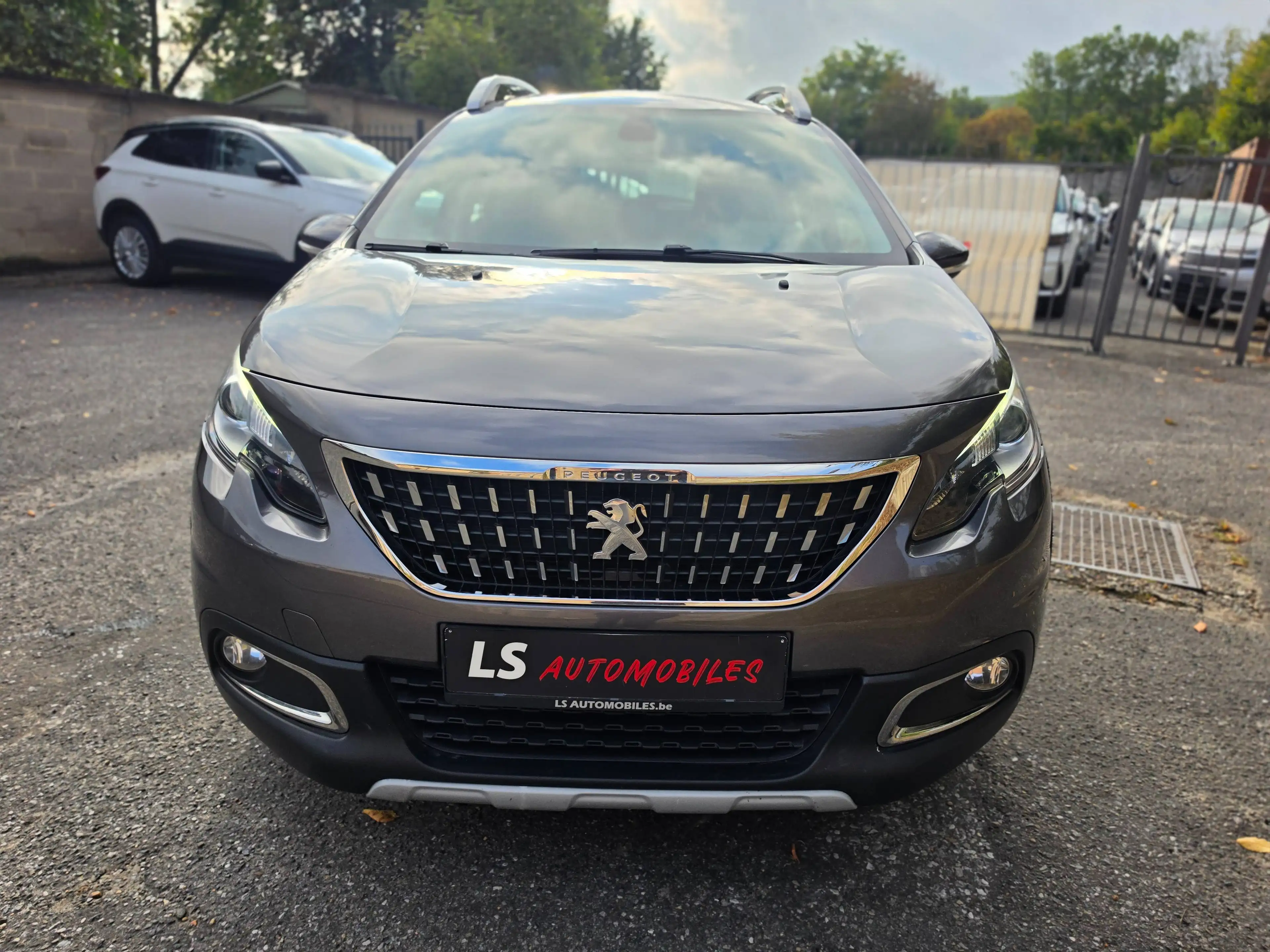 Peugeot 2008 B2B*MARCHAND*1.2*AUTOMATIQUE*NAVI*CAMERA*CRUISE*EU6b — photo 7