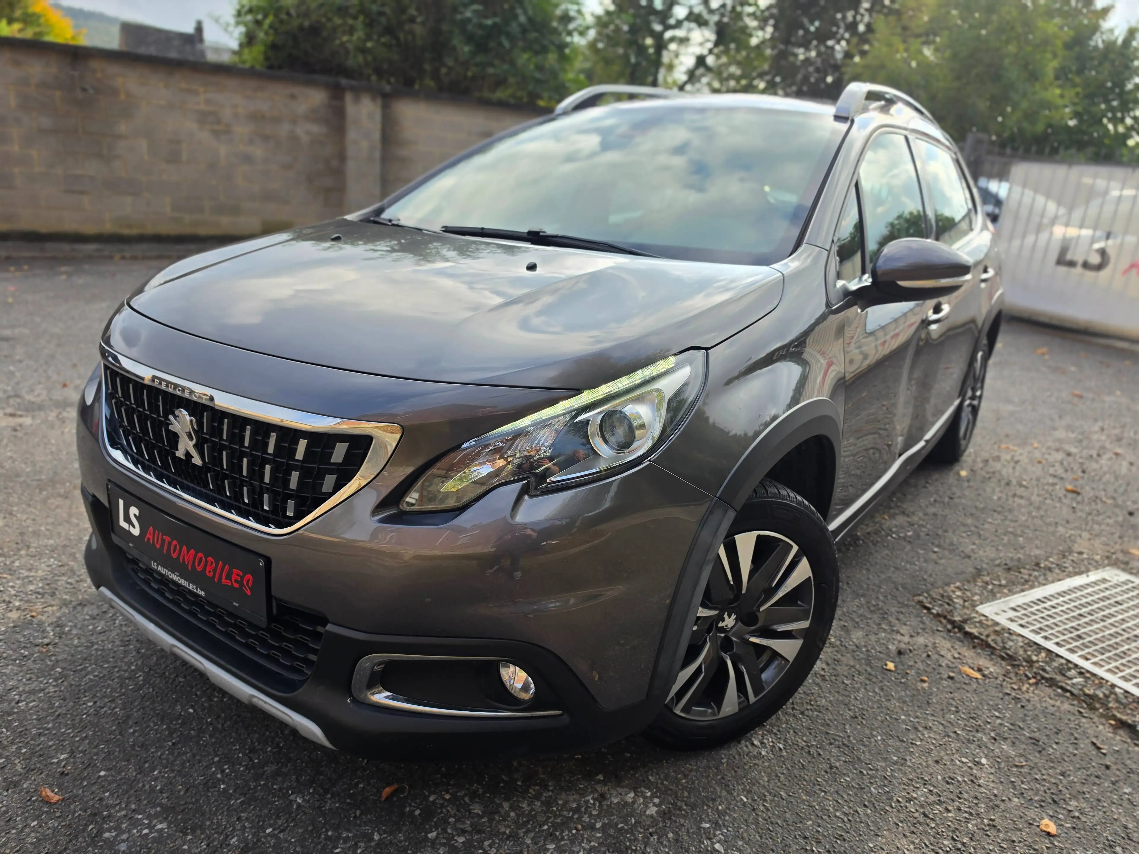Peugeot 2008 B2B*MARCHAND*1.2*AUTOMATIQUE*NAVI*CAMERA*CRUISE*EU6b — photo 6