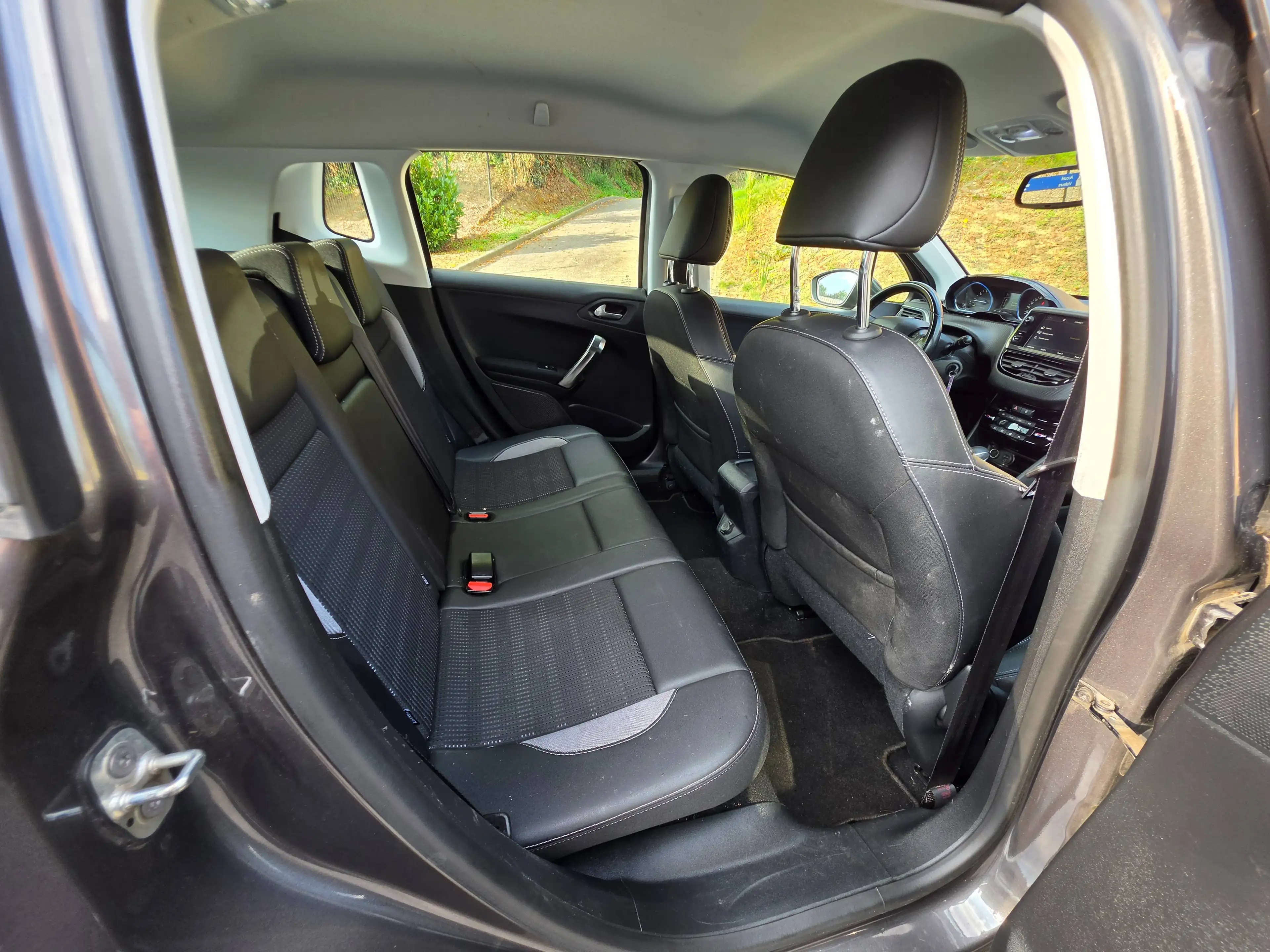 Peugeot 2008 B2B*MARCHAND*1.2*AUTOMATIQUE*NAVI*CAMERA*CRUISE*EU6b — photo 10