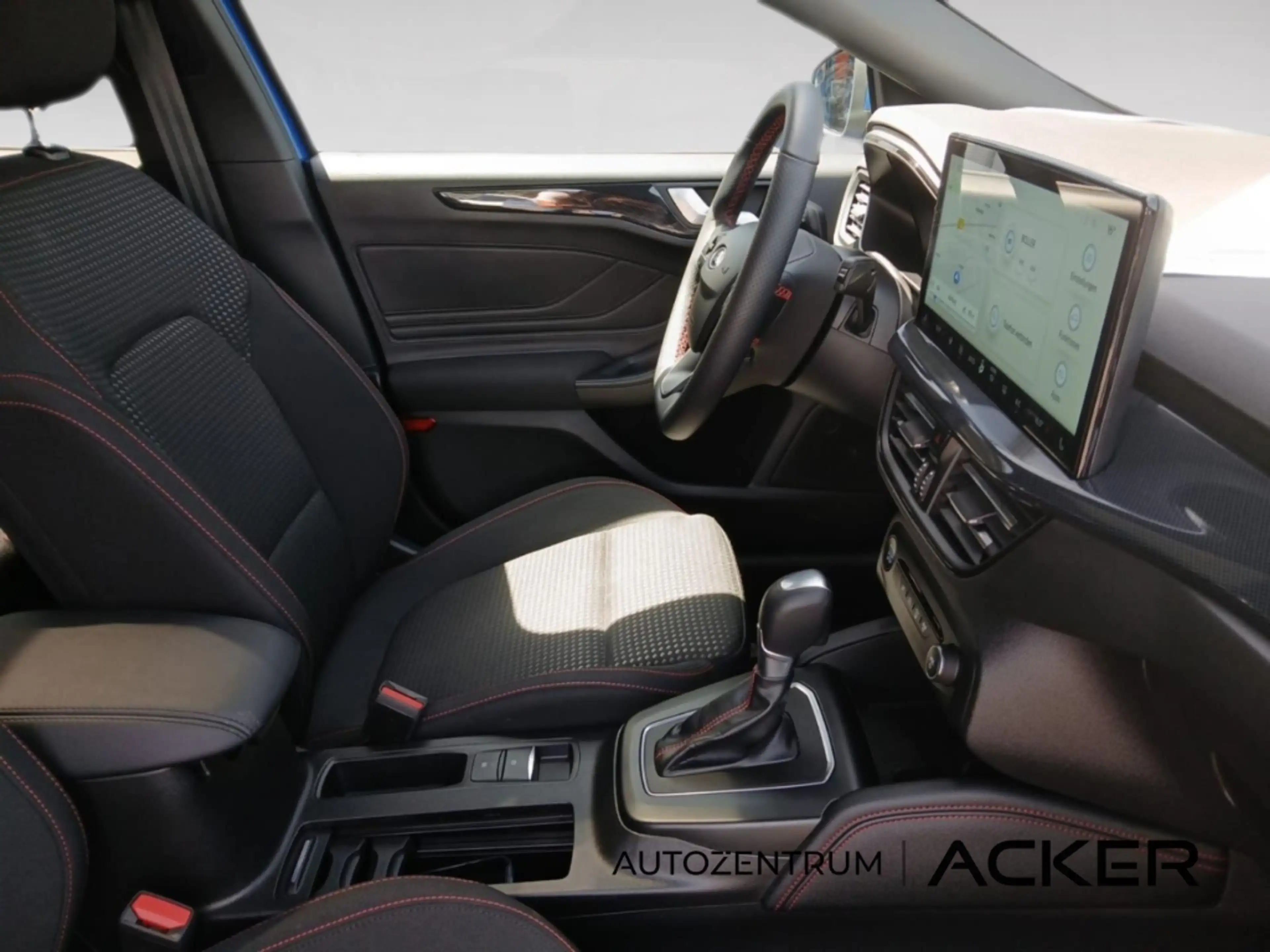 Ford Focus ST-Line X Turnier AT7 PSD/LED/aAHK -48%* — photo 12