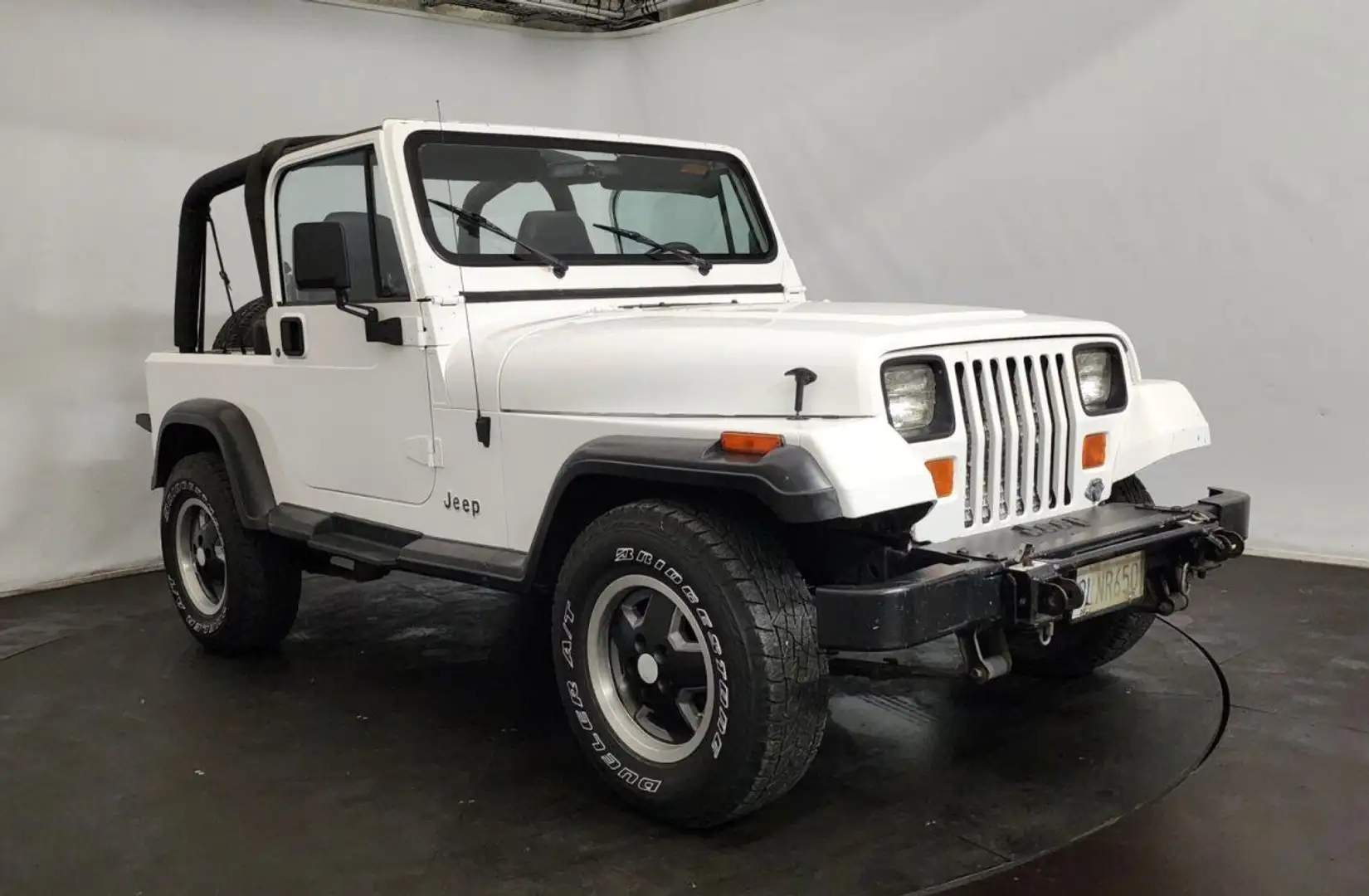 Jeep Wrangler Blanc - 1