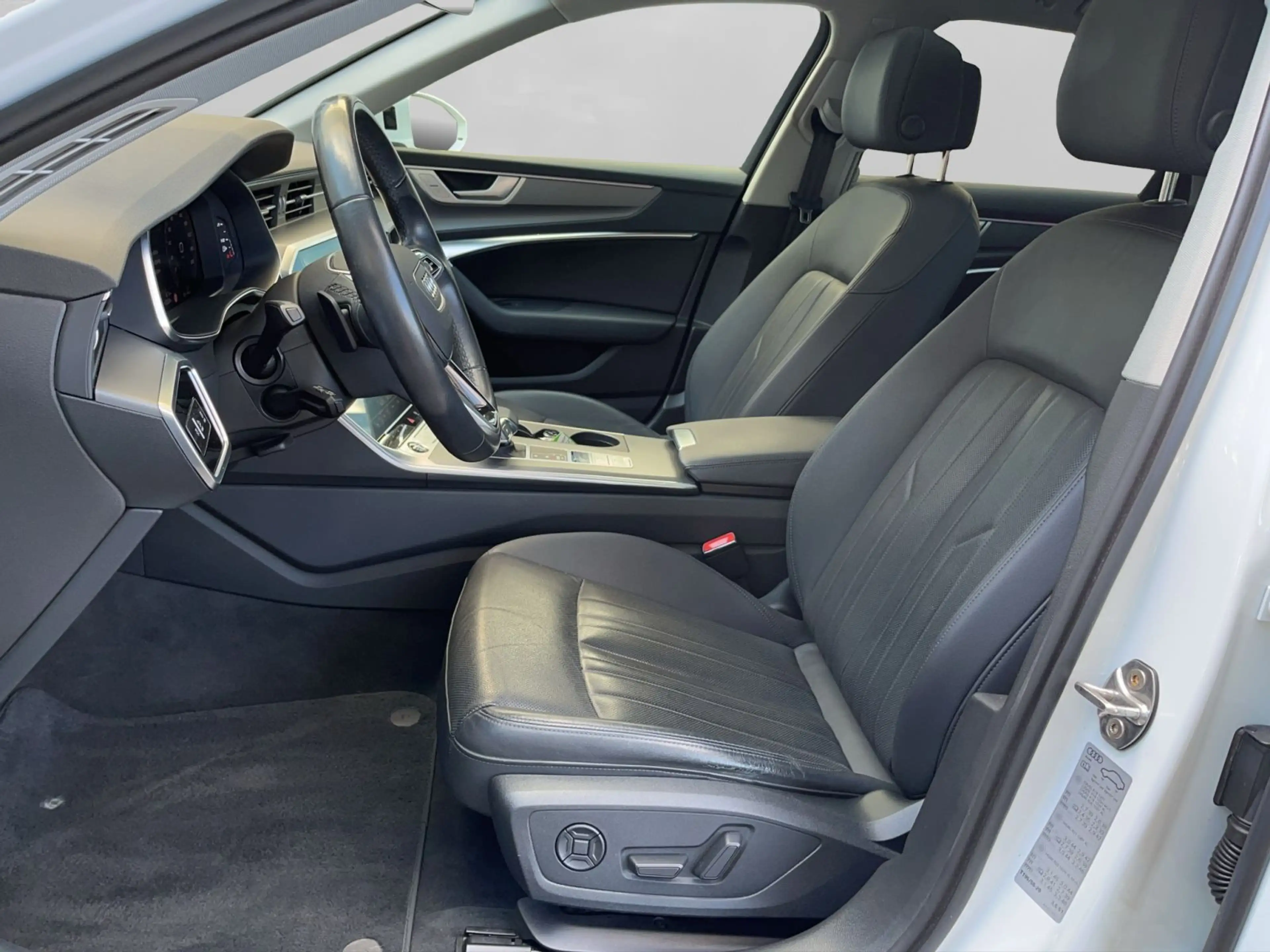 Audi A6 allroad A6 Allroad Pano+Matrix+AHK+ACC+Leder+Kamera+HuD — photo 12