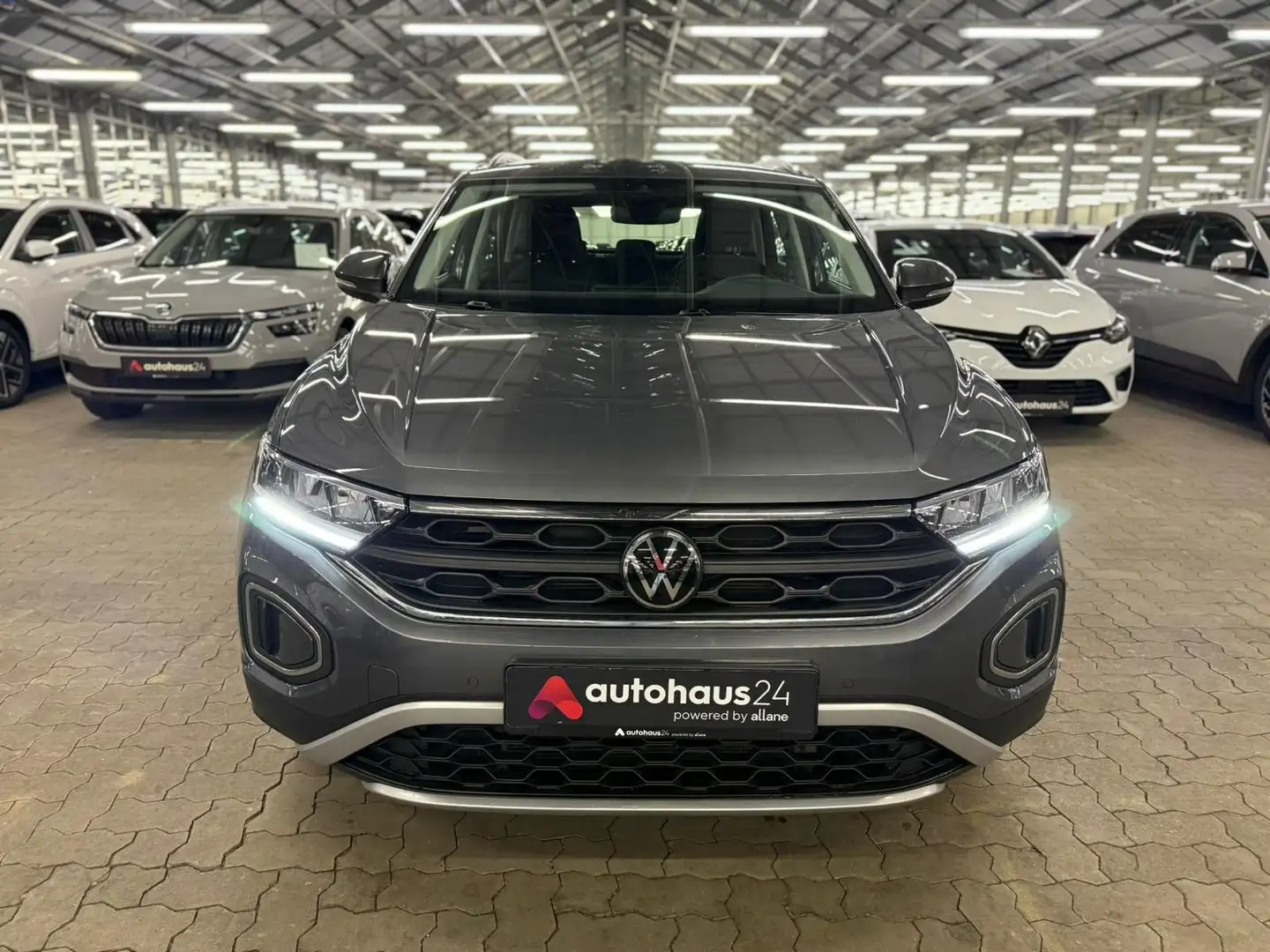 Volkswagen T-Roc 1.5 TSI Life   DSG|LED|PDC|CarPlay Grigio - 2