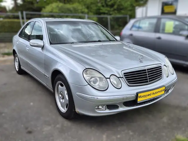 Mercedes-Benz E 240 E 240 (211) 2.6 Leder Automatik AHK Keine TÜV