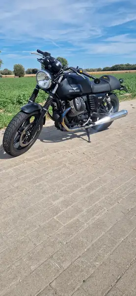Moto Guzzi V 7 - foto 2