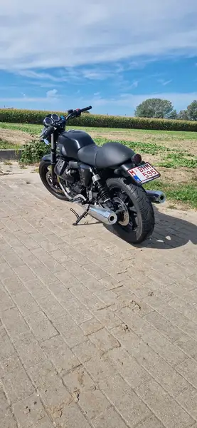 Moto Guzzi V 7 - foto 3