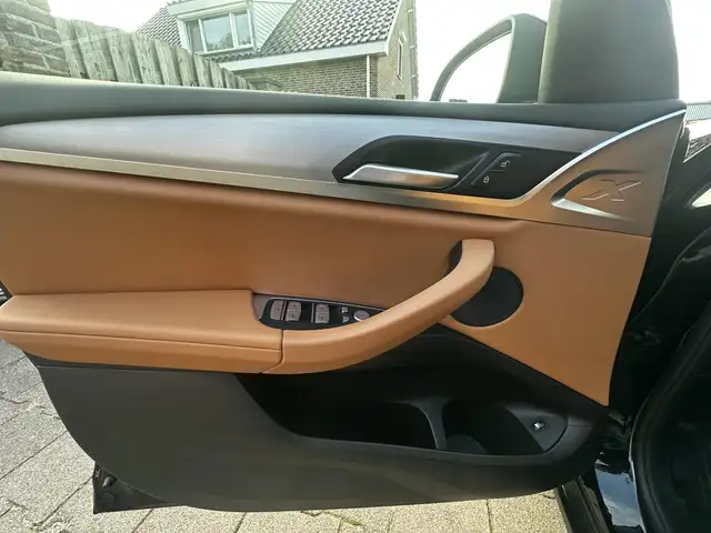 BMW X3 view 13