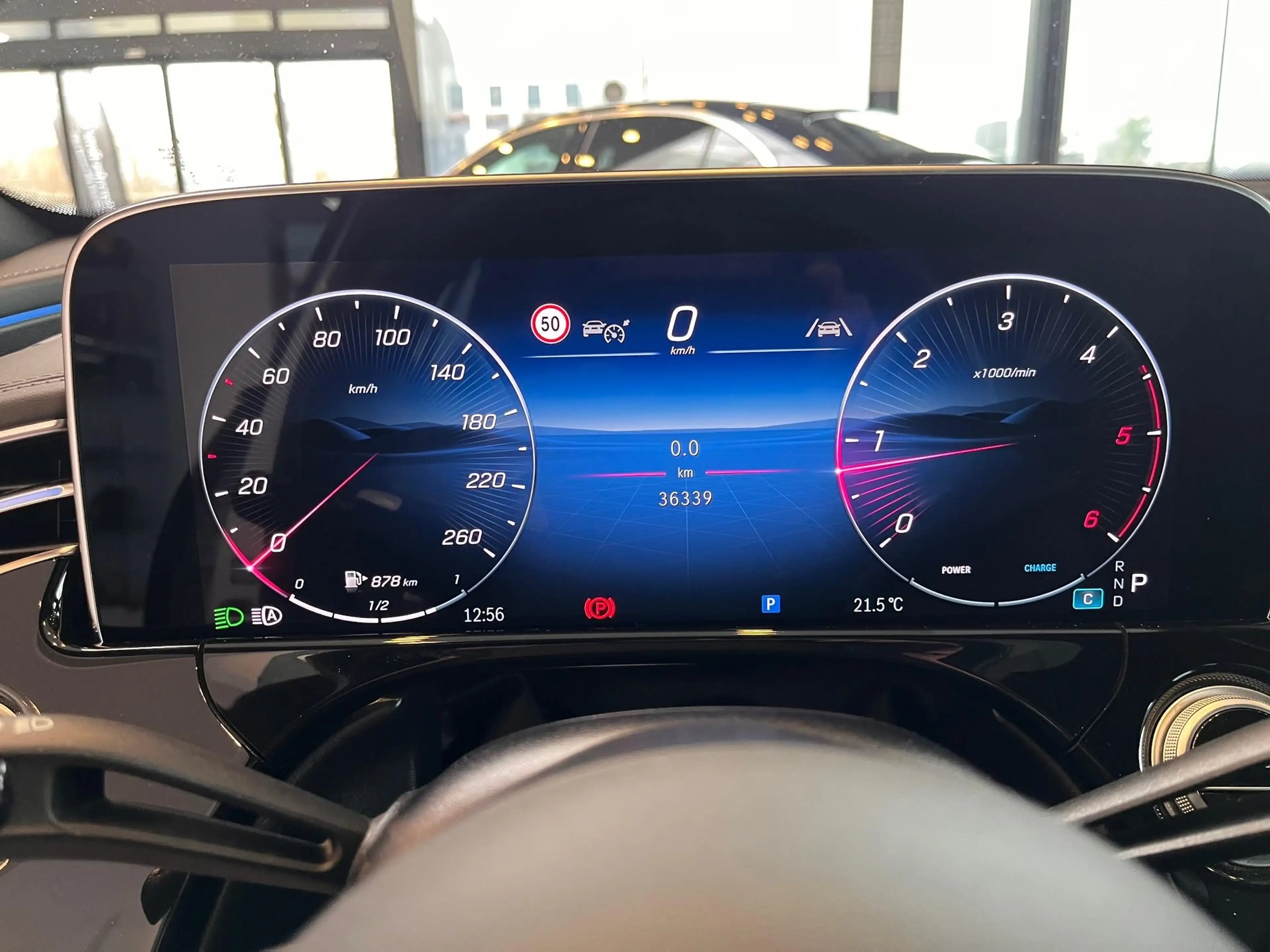 Mercedes-Benz E 220 d AMG/Pano/hyperscreen — photo 9