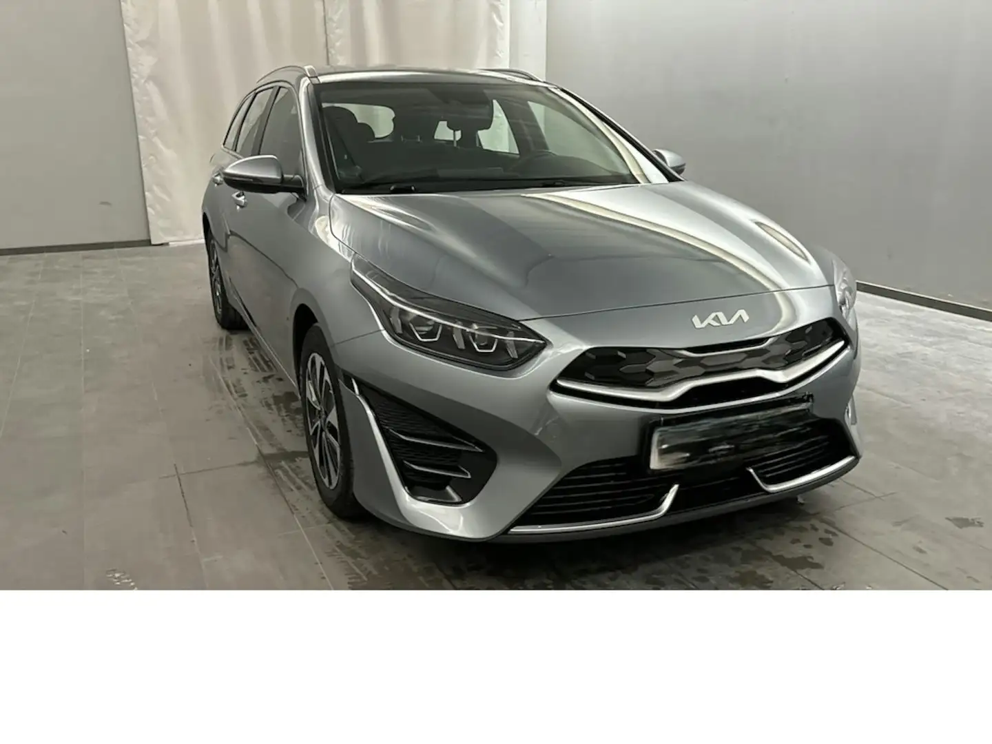 Kia Ceed SW / cee'd SW cee´d Sportswagon 1.6 Plug-in Hybrid Vision Automa Grijs - 1