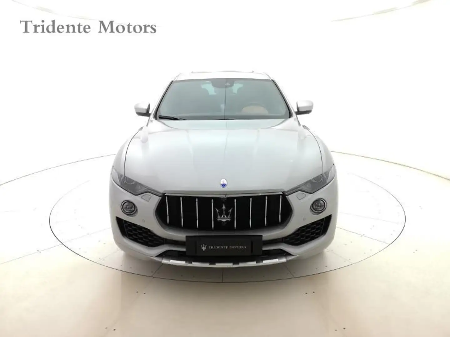 Maserati Levante 3.0 V6 275cv auto Srebrny - 2