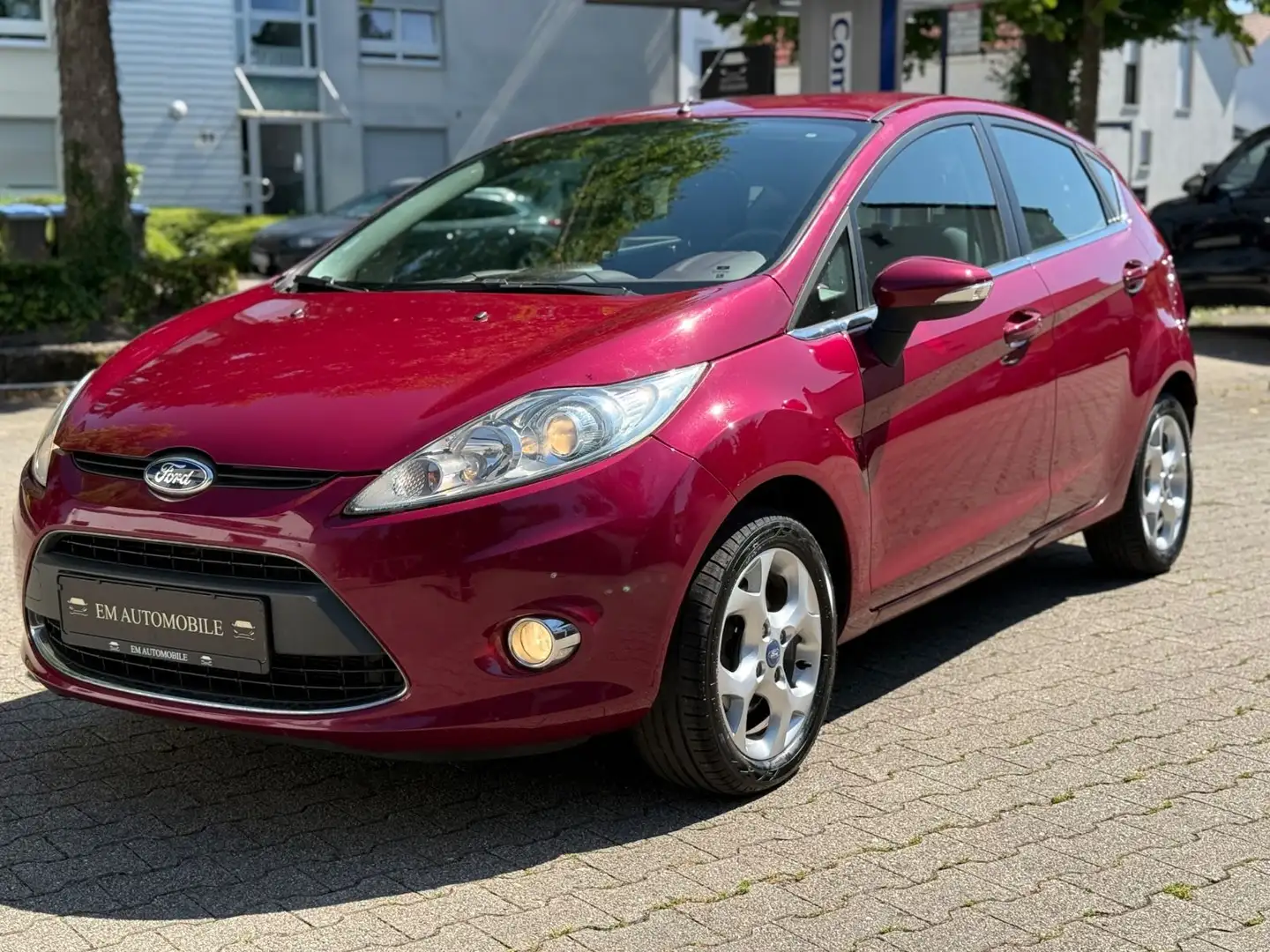 Ford Fiesta *Titanium*Keyless*Klima**ZahnriemenNEU* - 2