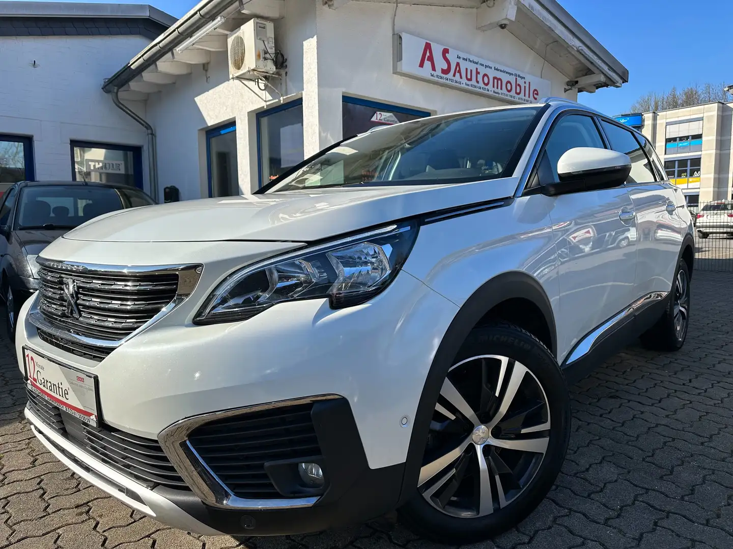 Peugeot 5008 PureTech 130 EAT8 Allure+7 SITZ+NAVI+KLIMATRONIK Weiß - 1