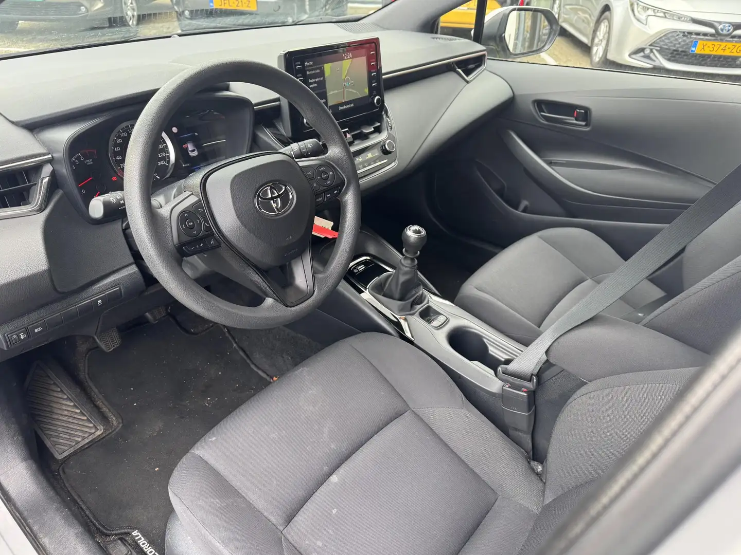 Toyota Corolla Touring Sports 1.2T NAVI CAMERA AD-CRUISE BLUETOOT Grau - 2