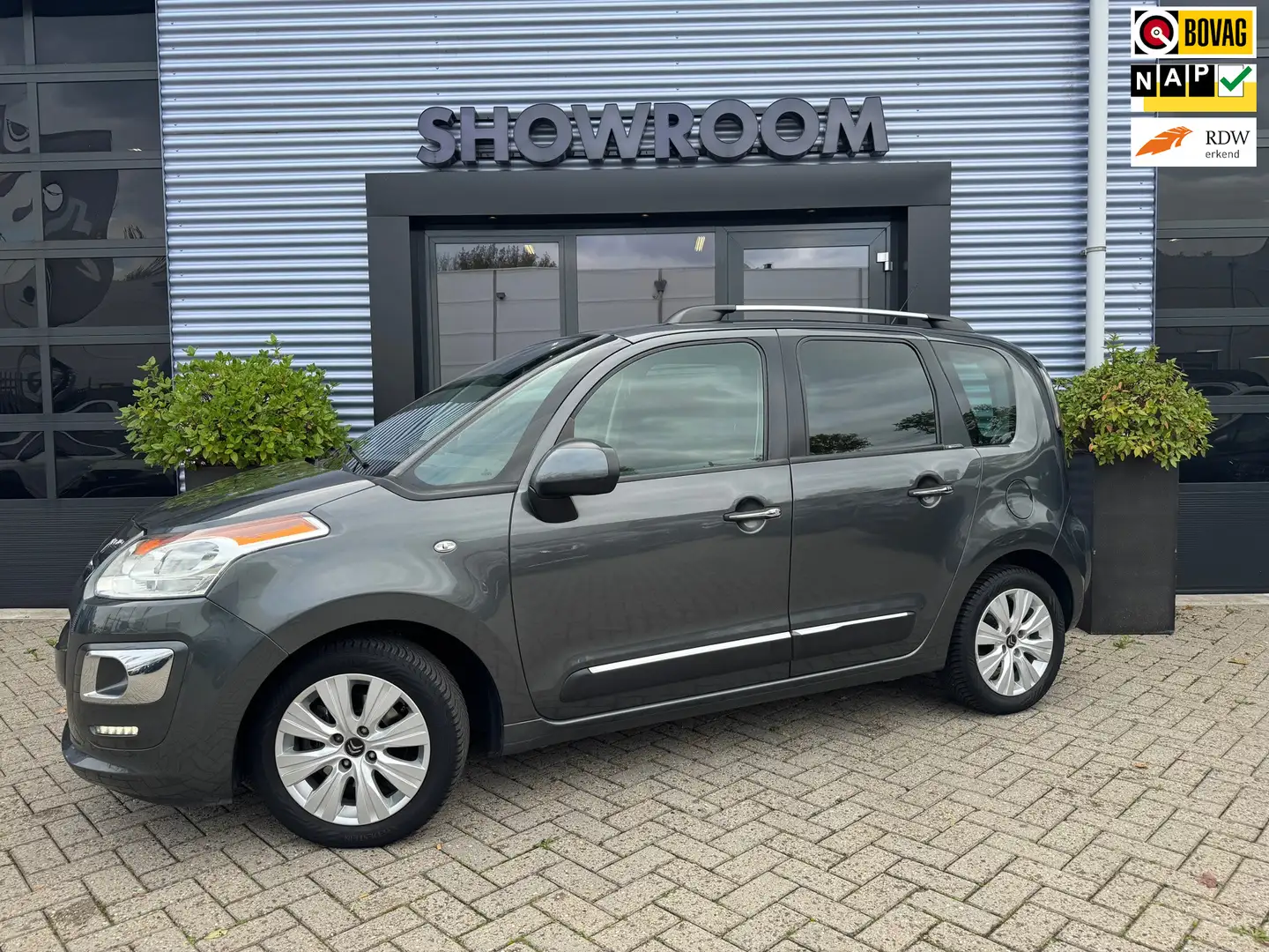 Citroen C3 Picasso 1.2 PureTech Exclusive Cruisecontrol|Trekhaak|Airc Gris - 1