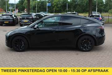 Long Range AWD 75 kWh / Autopilot / Panoramadak /