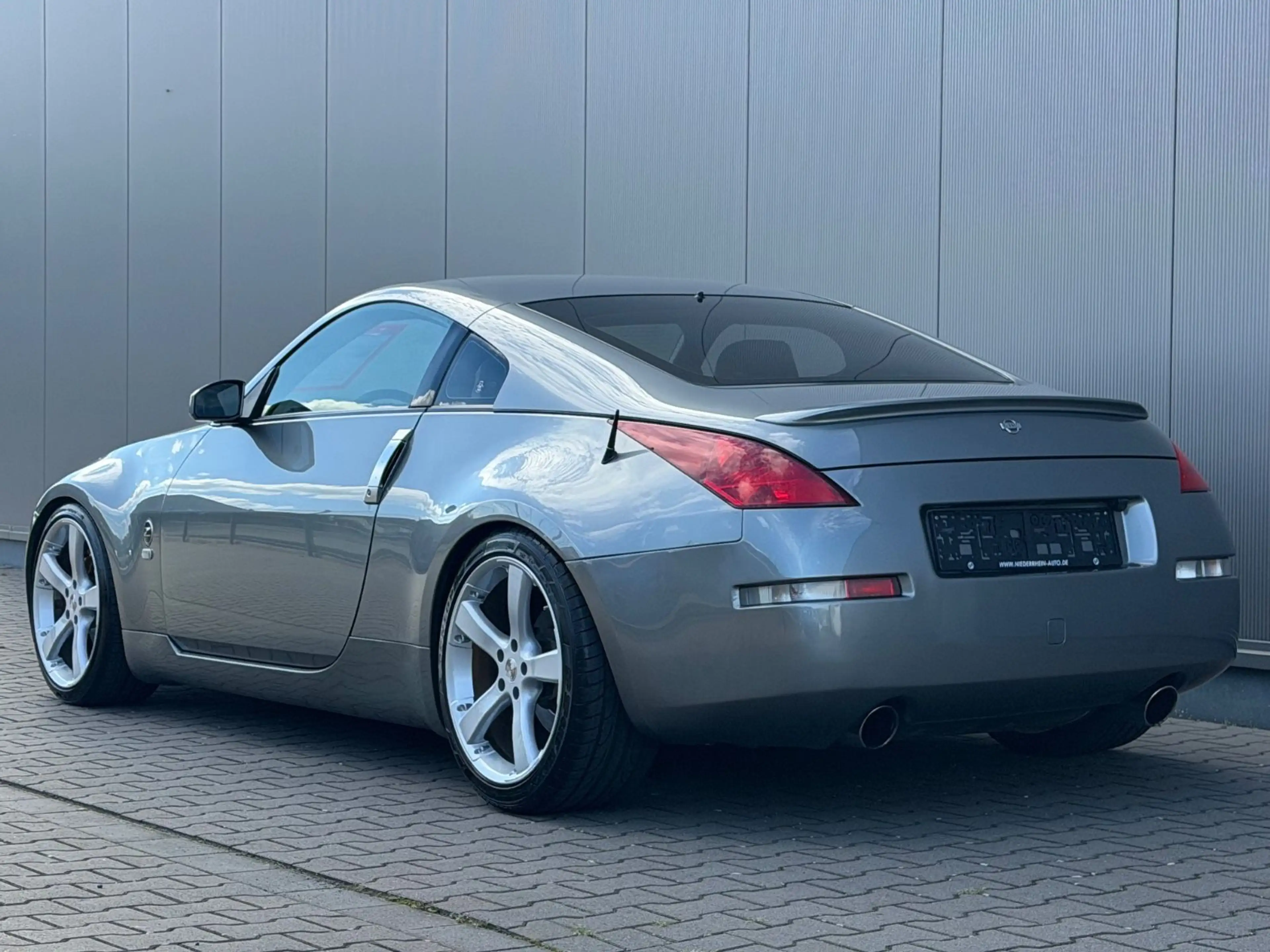 Nissan 350Z Coupe Premium Pack Leder Xenon 78000km TOP! — photo 4