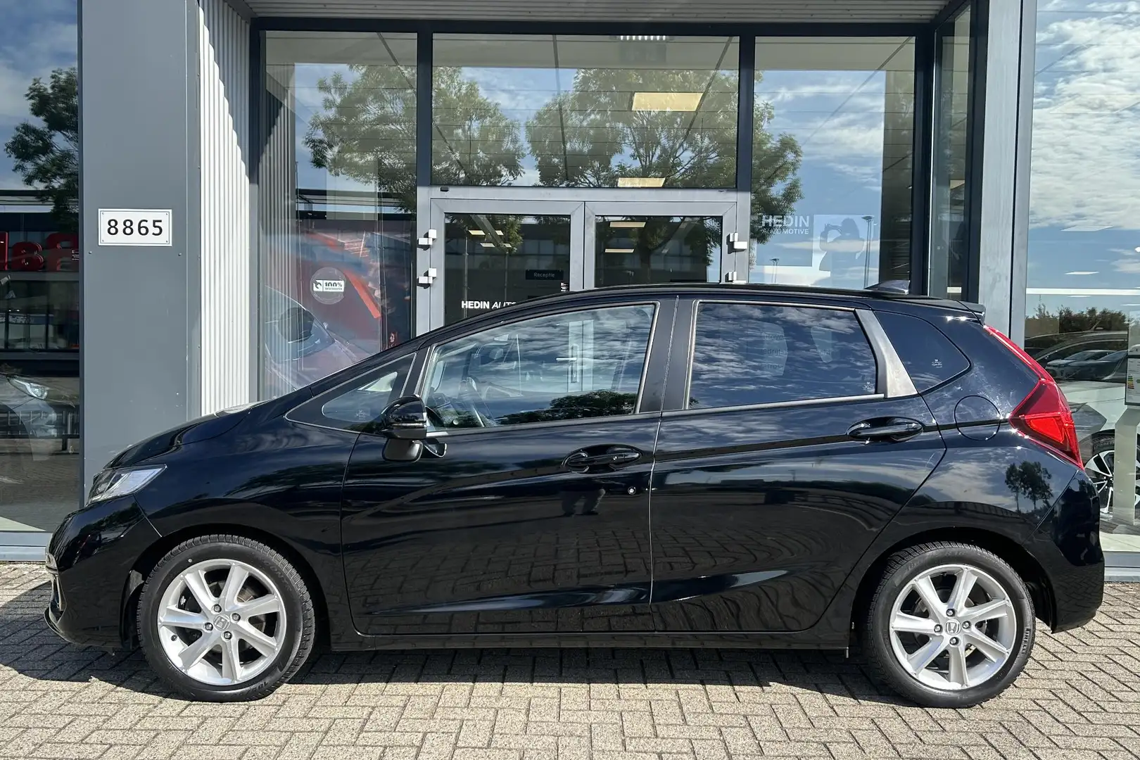 Honda Jazz 1.3 i-VTEC Elegance | Dealer onderhouden | Navigat Zwart - 2