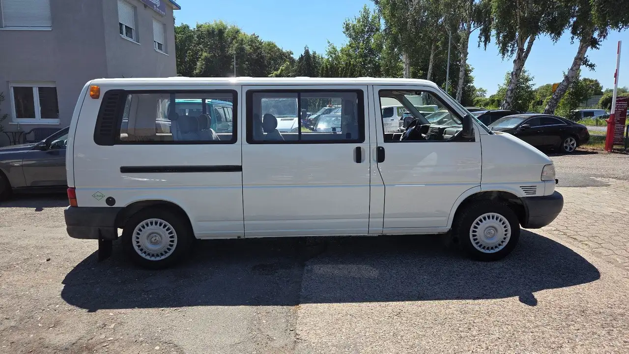 Volkswagen T4 Caravelle 2.5 Benzin / Erdgas, foto 3