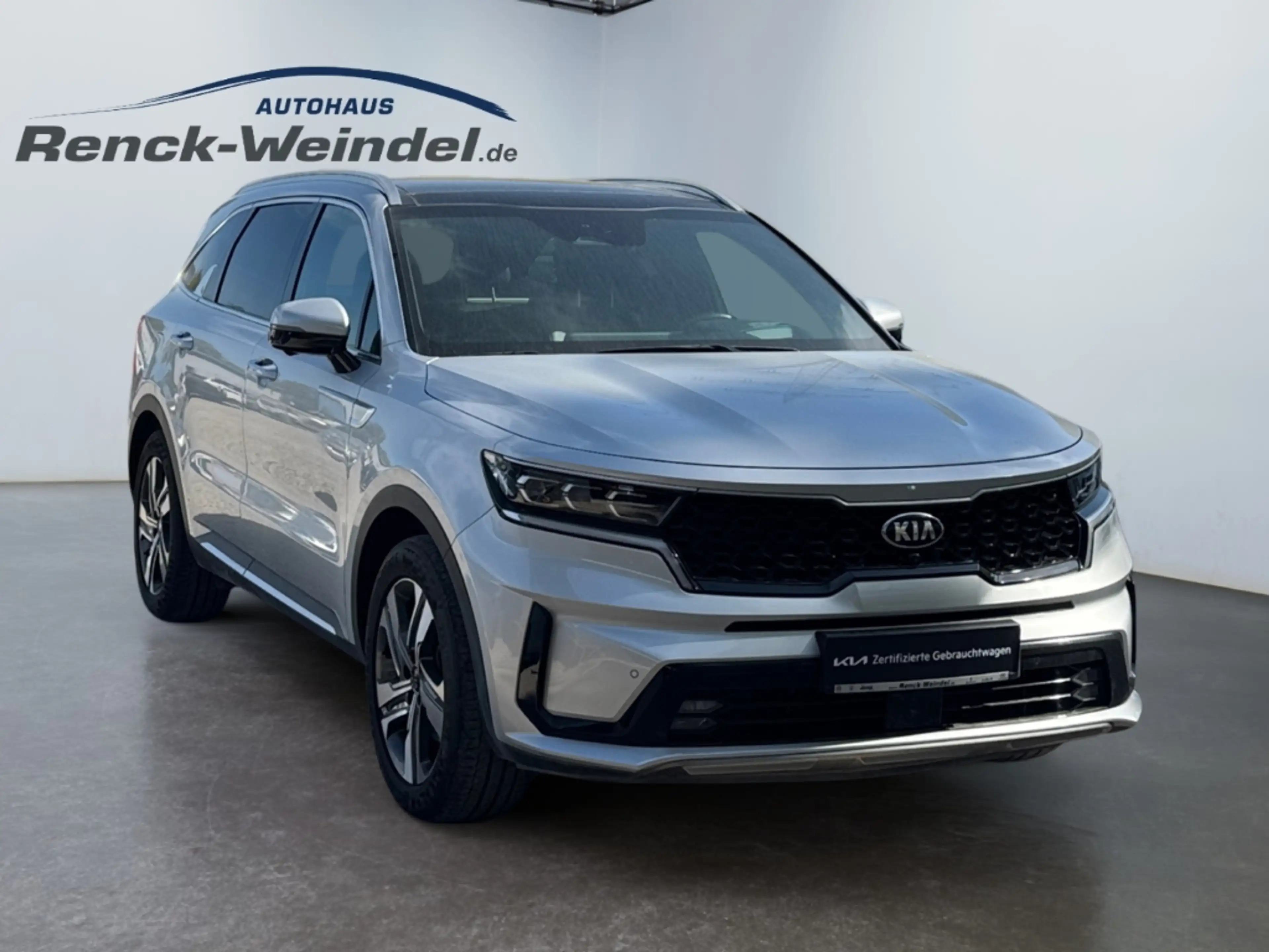 Kia Sorento Platinum 1.6T PHEV AWD Panorama Bose Temp PDCv+h A — photo 7