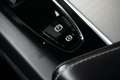 Volvo XC60 2.0 T8 Plug-in hybrid AWD Plus Dark | Panoramadak Zwart - thumbnail 31