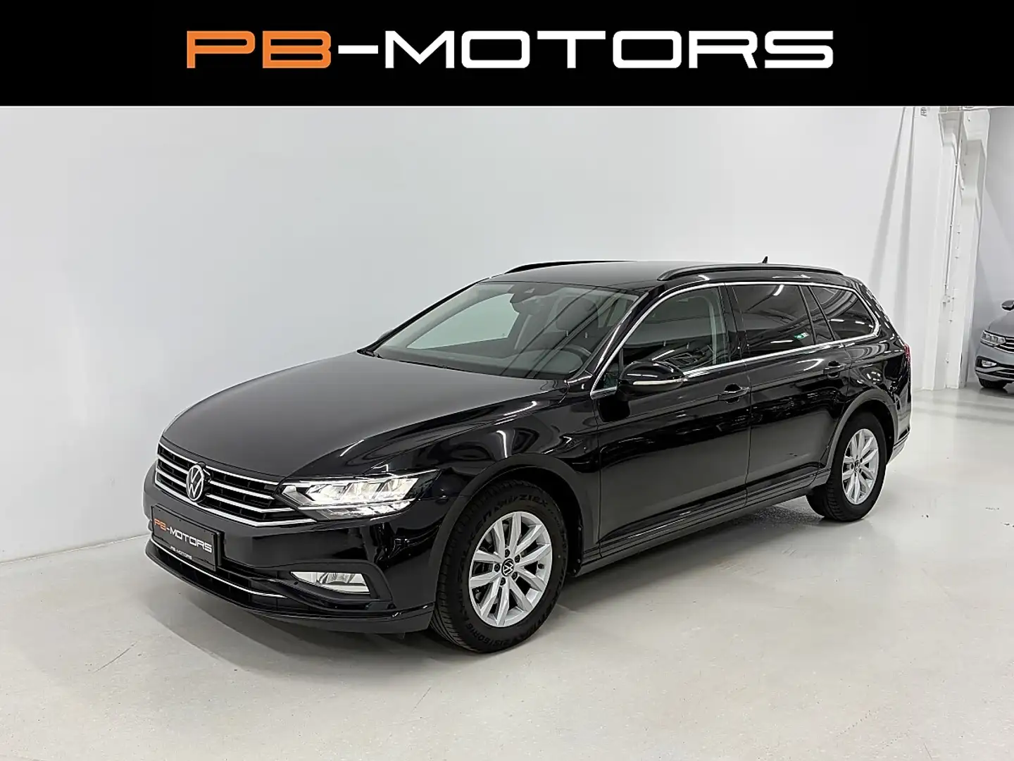 Volkswagen Passat Variant 2.0 TDI DSG LED ACC Digitaltacho Navi Schwarz - 1