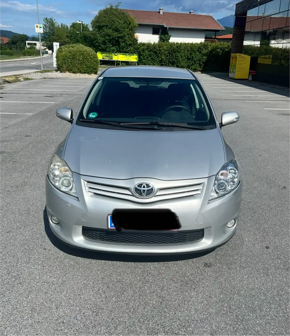 Toyota Auris 1,4 D-4D 90 DPF High - 1
