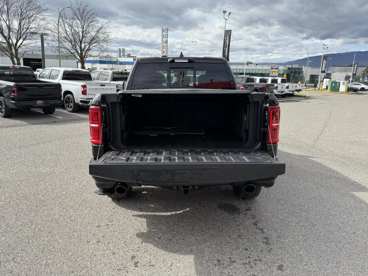 RAM 1500 снимка RAM 1500