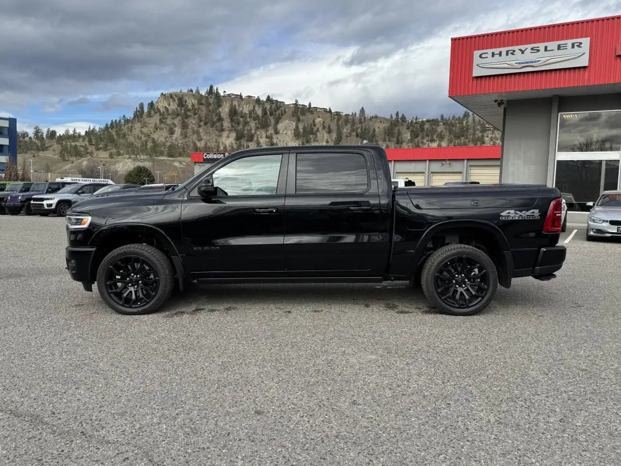 RAM 1500 снимка RAM 1500