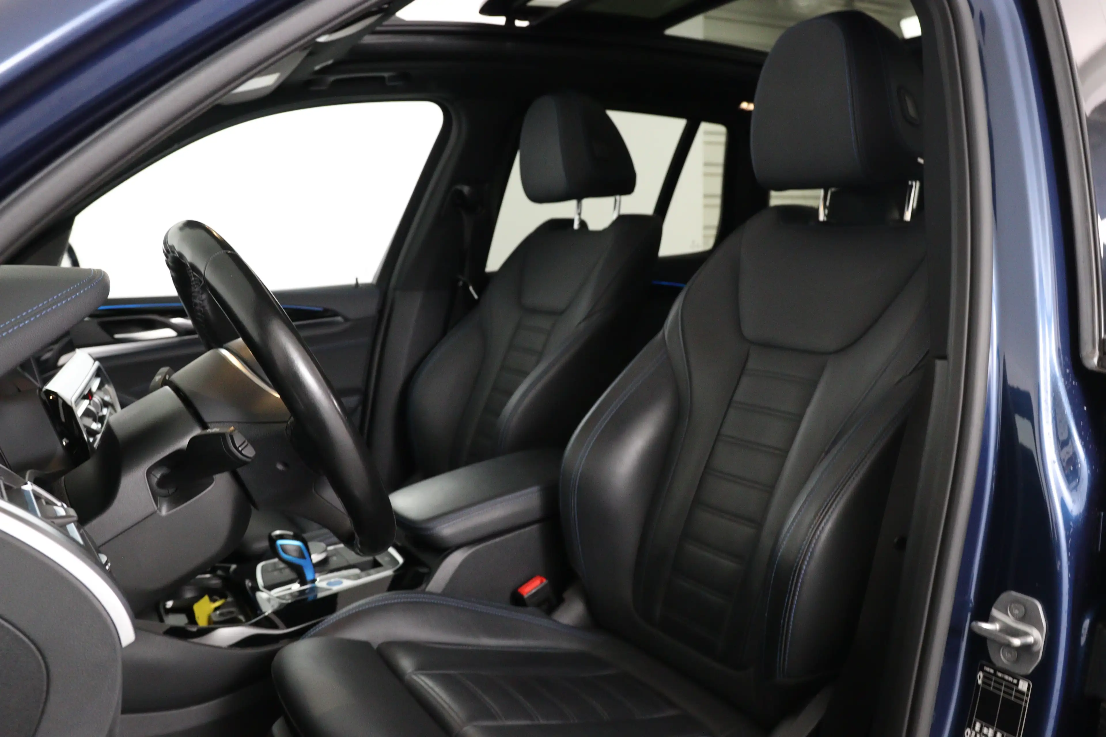BMW iX3 High Executive 80 kWh | M-Sport | Open Dak | Harma — photo 6