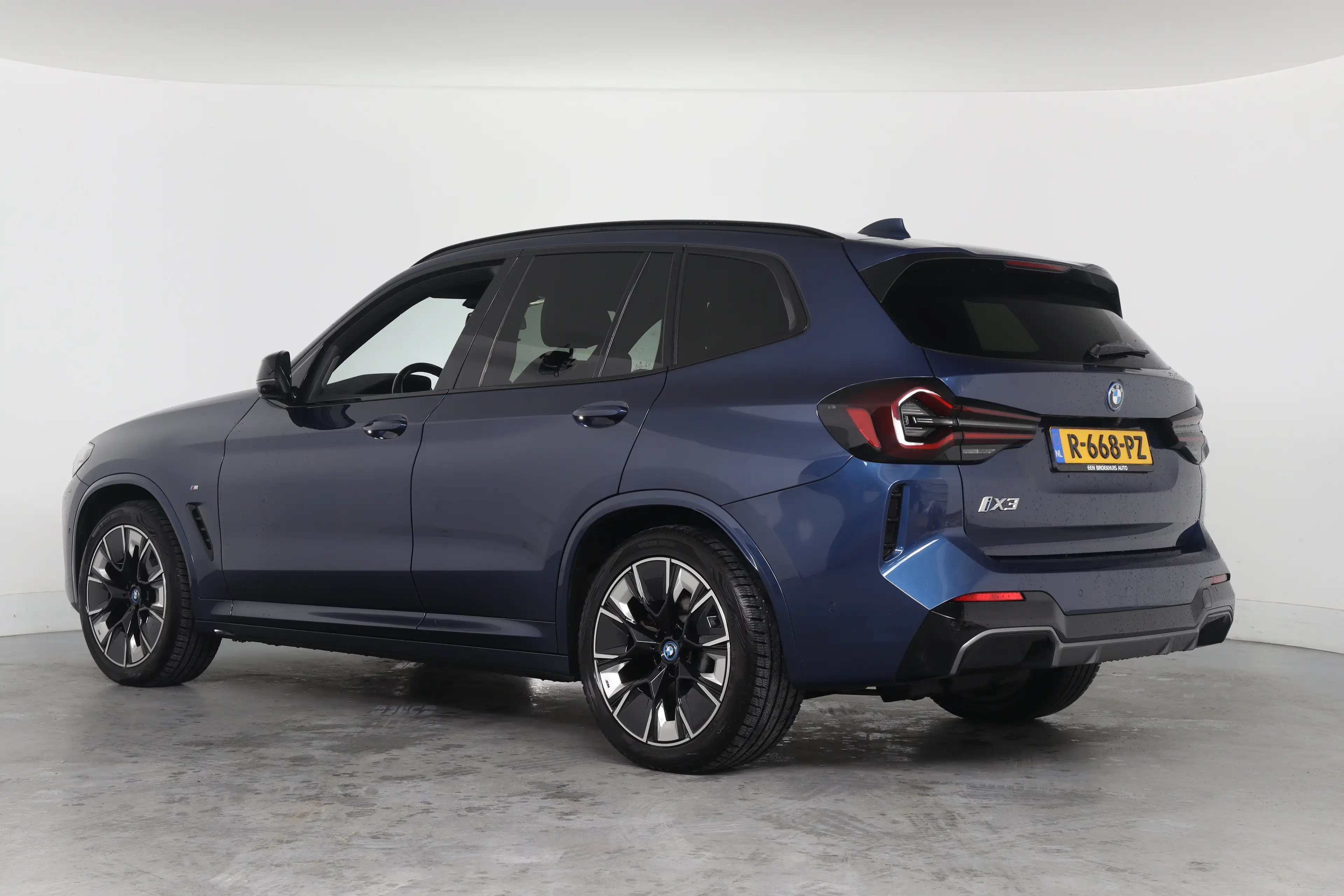 BMW iX3 High Executive 80 kWh | M-Sport | Open Dak | Harma — photo 3
