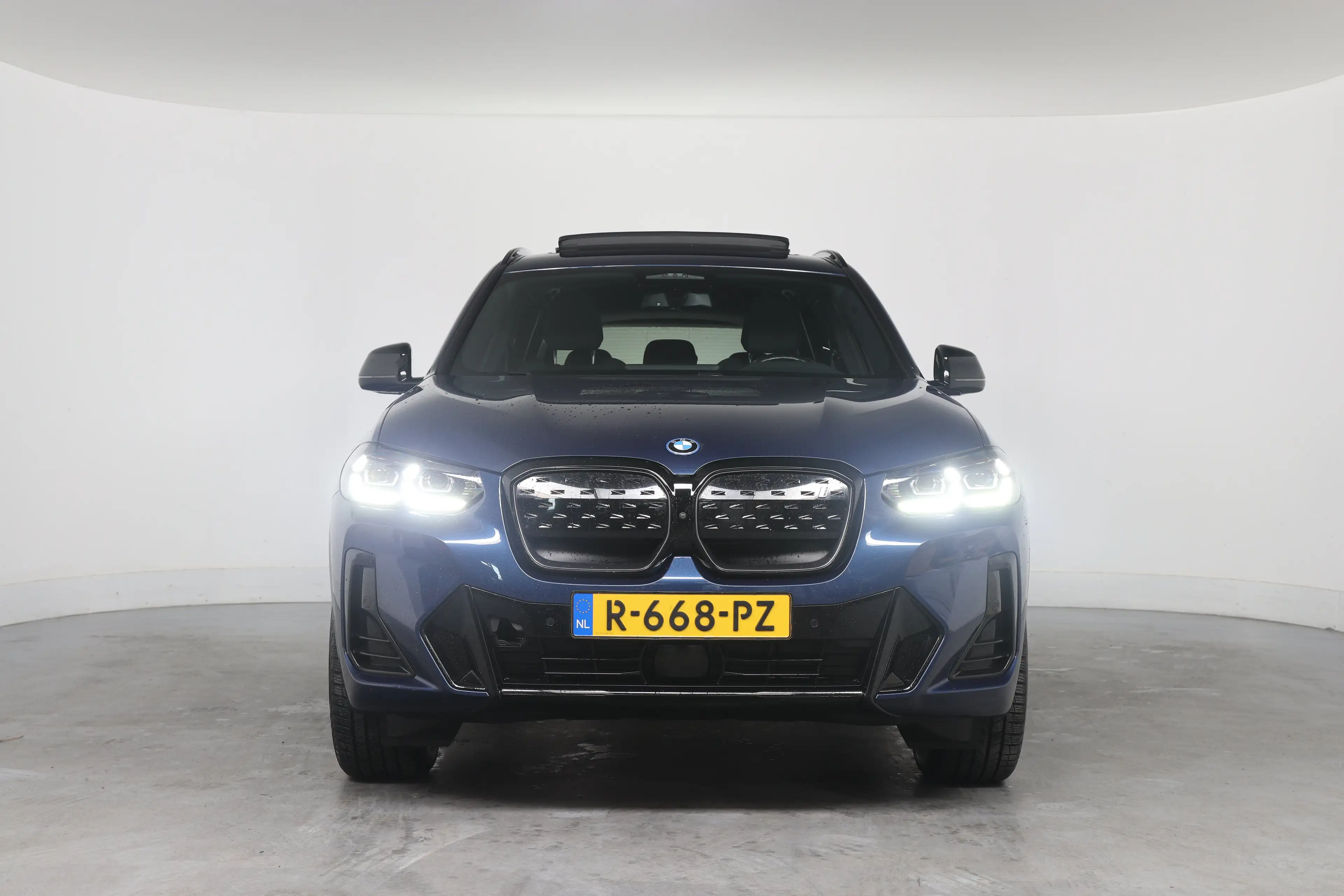 BMW iX3 High Executive 80 kWh | M-Sport | Open Dak | Harma — photo 11